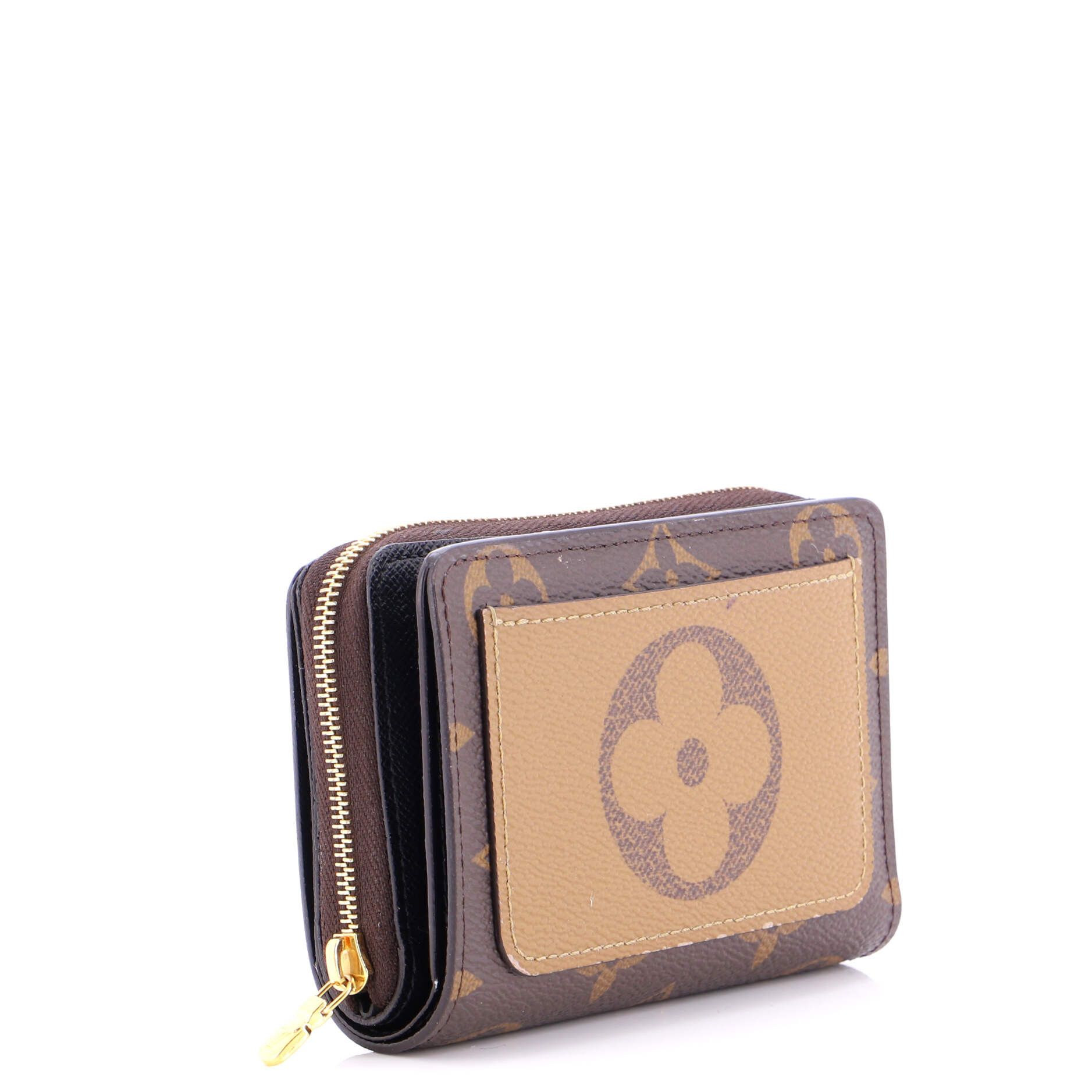 Louis Vuitton Lou Wallet Reverse Monogram Canvas Size ONE SIZE - 1 Thumbnail