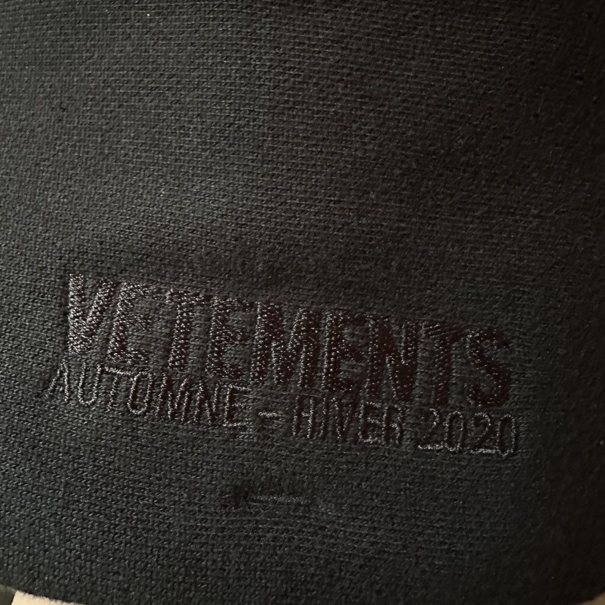 Vetements Vetements Runway Hocus Pocus Upside Down Zip Up Hoodie AW19 Size US XS / EU 42 / 0 - 7 Thumbnail