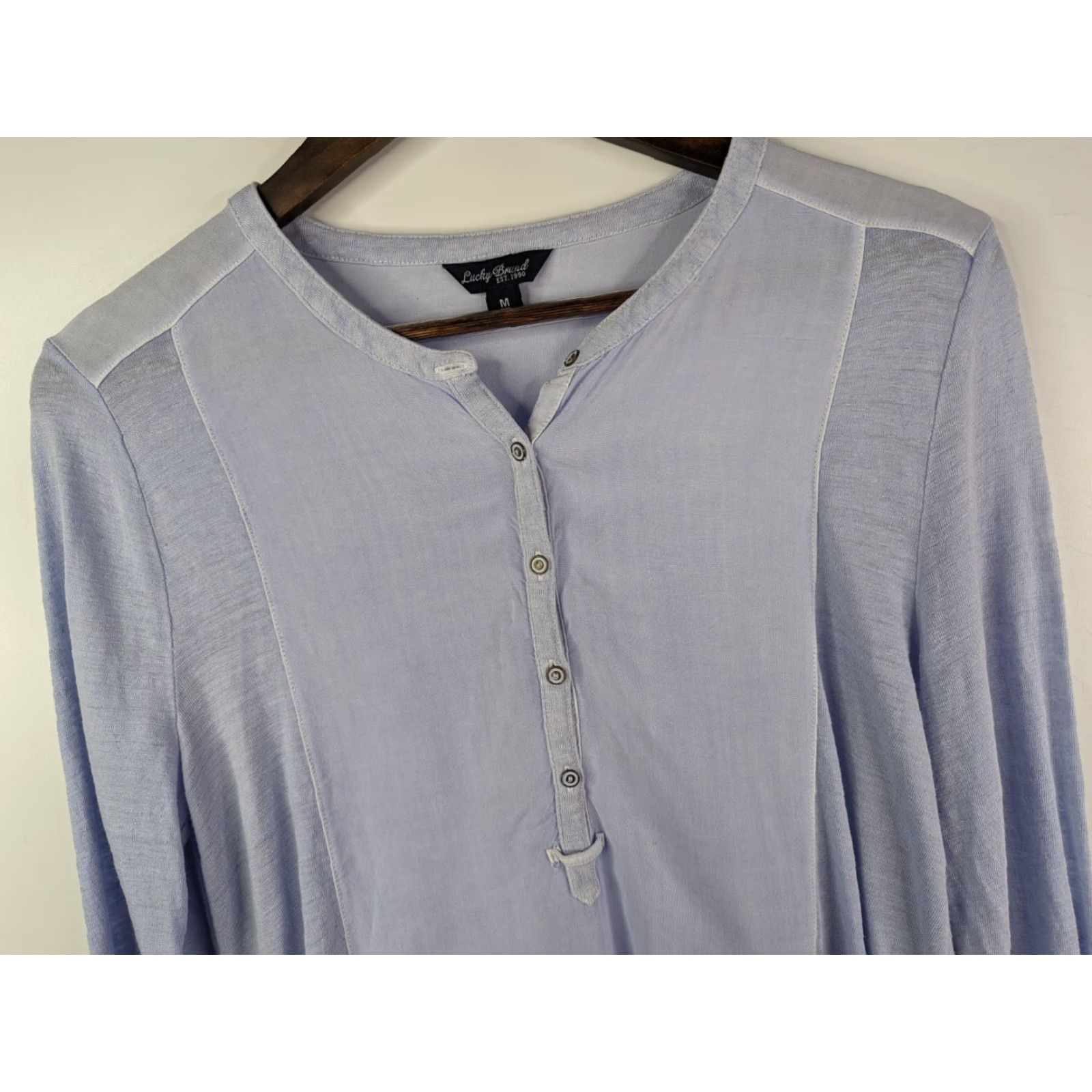 Lucky Brand Lucky Brand Light Blue Long Sleeve Henley Top Shirt Linen BOHO Top Womens Medium Shirts Womens M Blue Solid Casual Button-Up Henley Neck Collared Size M / US 6-8 / IT 42-44 - 2 Thumbnail