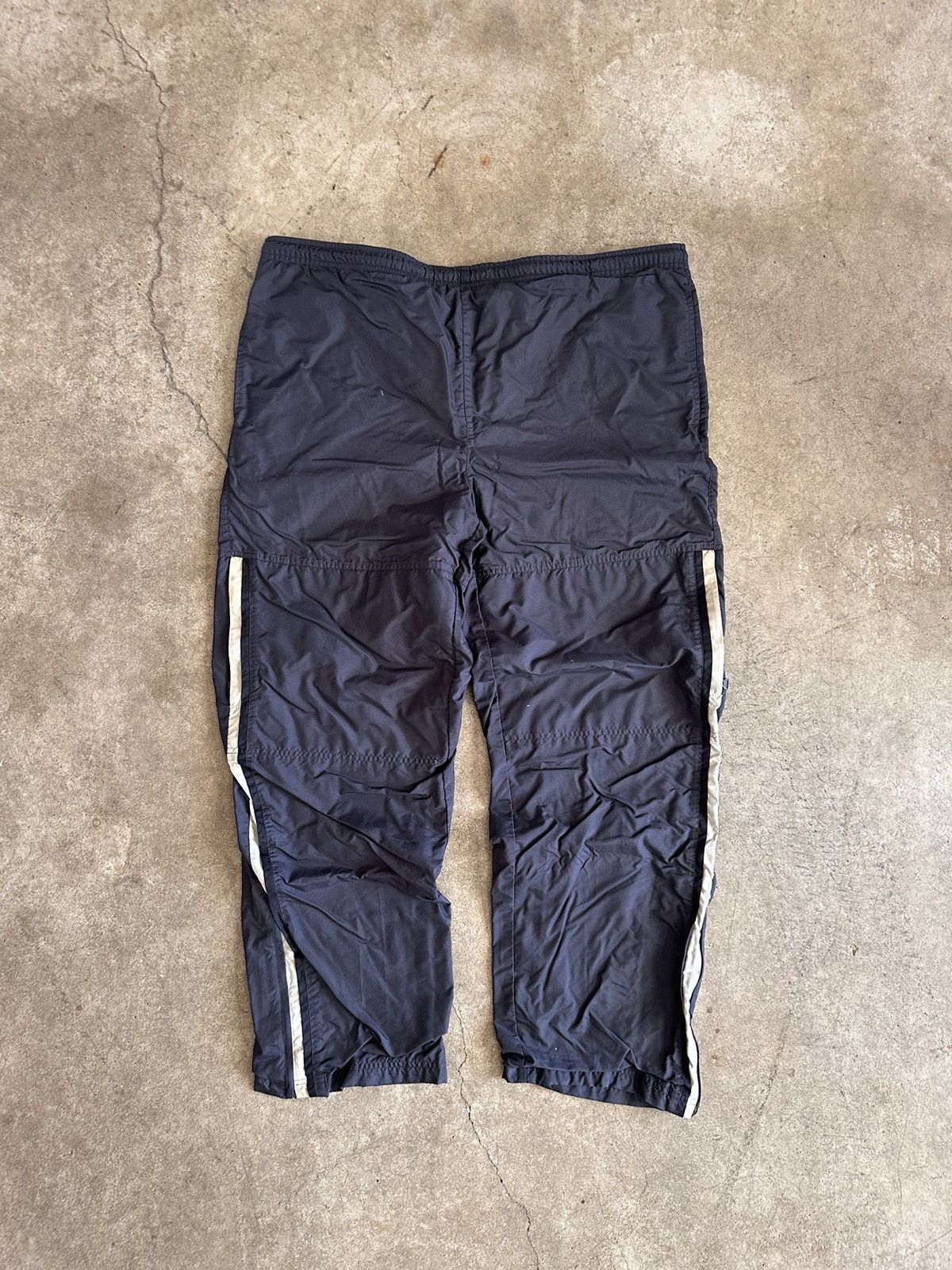 Nike × Vintage Y2K Black Lined Nike Joggers Size US 40 / EU 56 - 1 Thumbnail