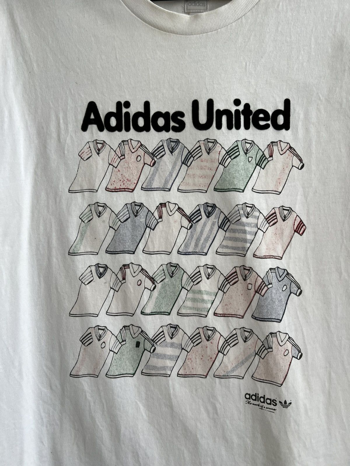 Adidas Vintage Adidas T-Shirt United Soccer Football Size L Size US L / EU 52-54 / 3 - 2 Thumbnail