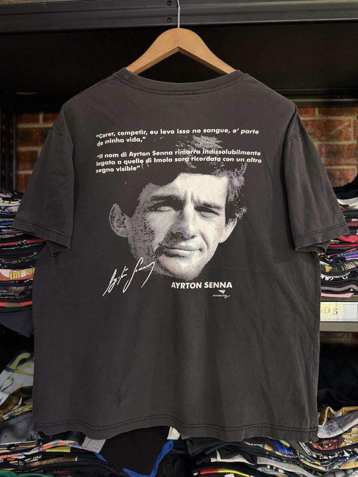 Formula 1 Vintage 90s Ayrton Senna The Legend Formula 1 Faded Tee Size US L / EU 52-54 / 3 - 1 Thumbnail