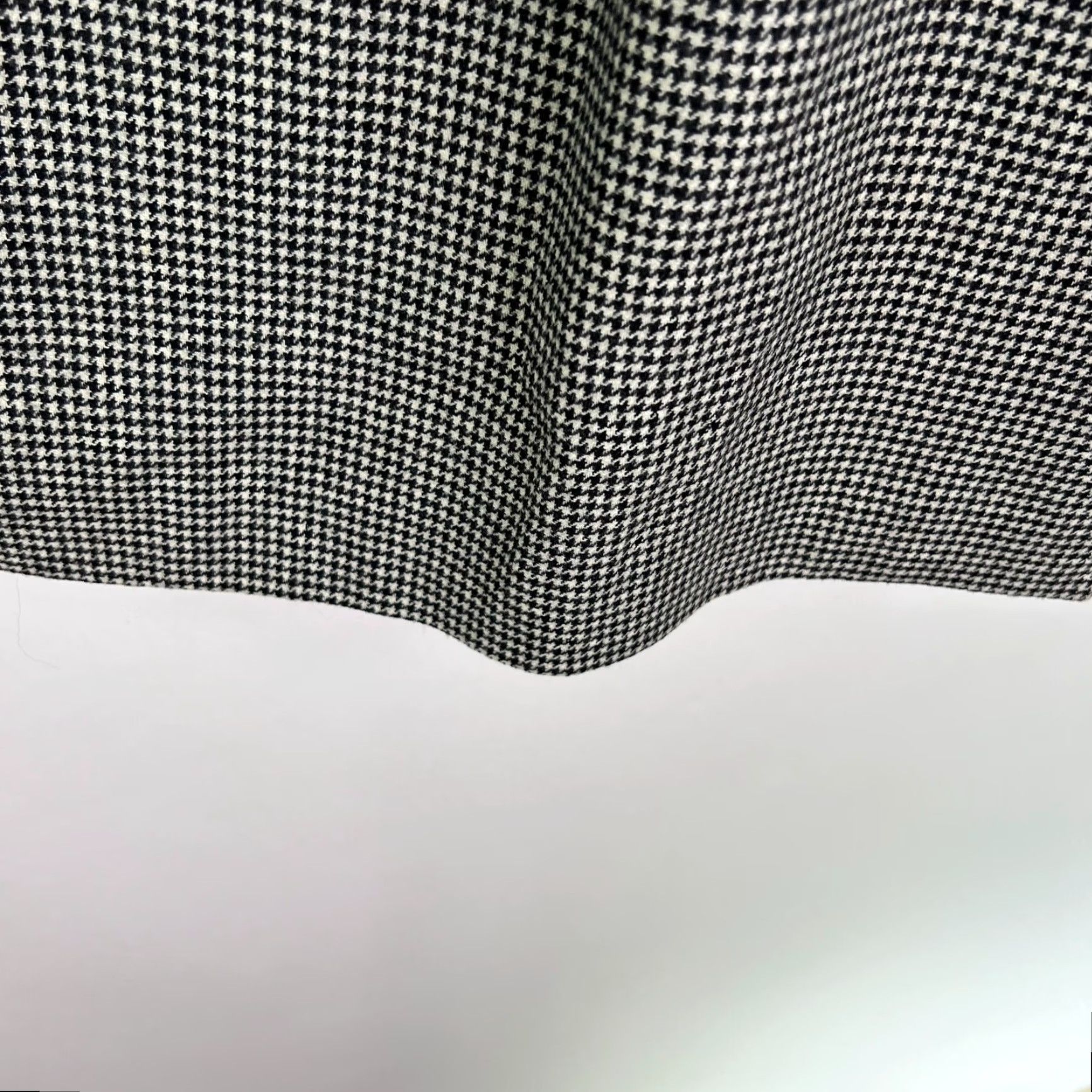 Spellbound VINTAGE Daniel Spellbound Blazer Skirt Set 14 Black/White Houndstooth Wool Blended Blazer Skirt 2 Piece Women Tailored Notch 80s Suit Set Womens Size 36" / US 14 / IT 50 - 5 Thumbnail