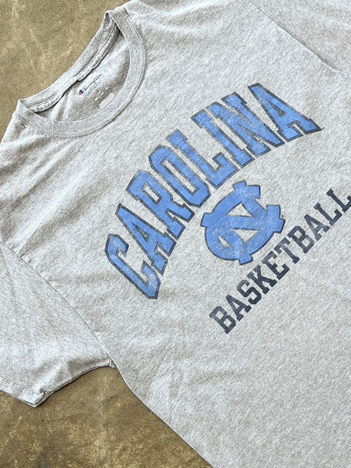 NCAA Champion University of North Carolina Basketball Tee Large Size US L / EU 52-54 / 3 - 1 Thumbnail