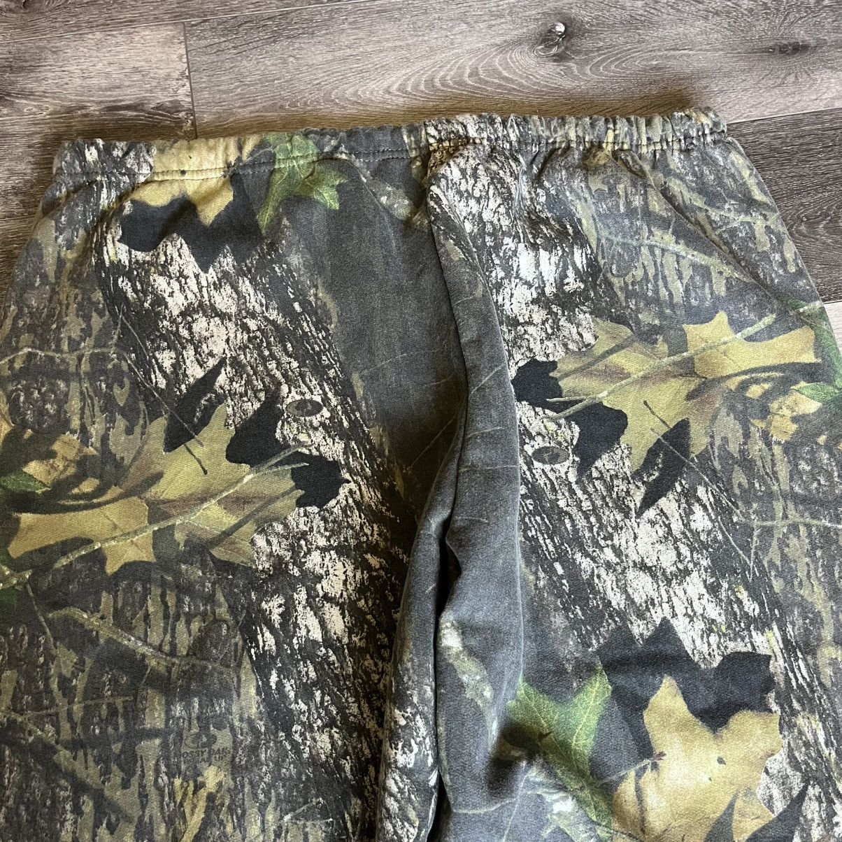 Mossy Oaks Vintage 2000s Mossy Oaks Camo Print Sweatpants Sz XL Jerzees Size US 40 / EU 56 - 6 Thumbnail