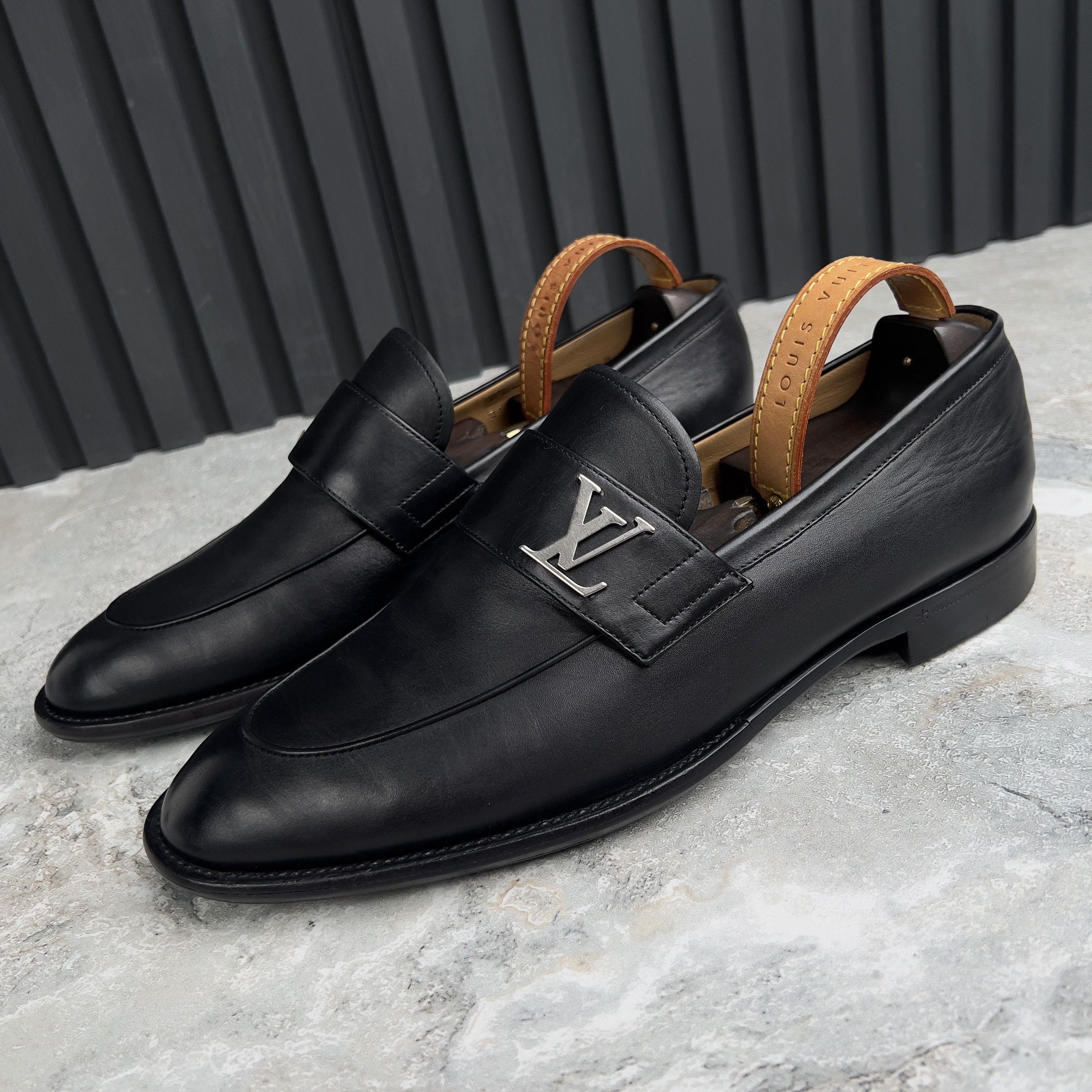 Louis Vuitton Louis Vuitton LV Saint Germain Loafers Leather Size US 8.5 / EU 41-42 - 1 Thumbnail