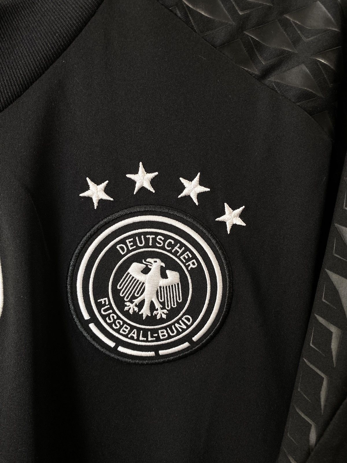 Adidas Vintage 2014 FIFA Adidas Germany Soccer Jersey T Shirt Size US L / EU 52-54 / 3 - 4 Thumbnail