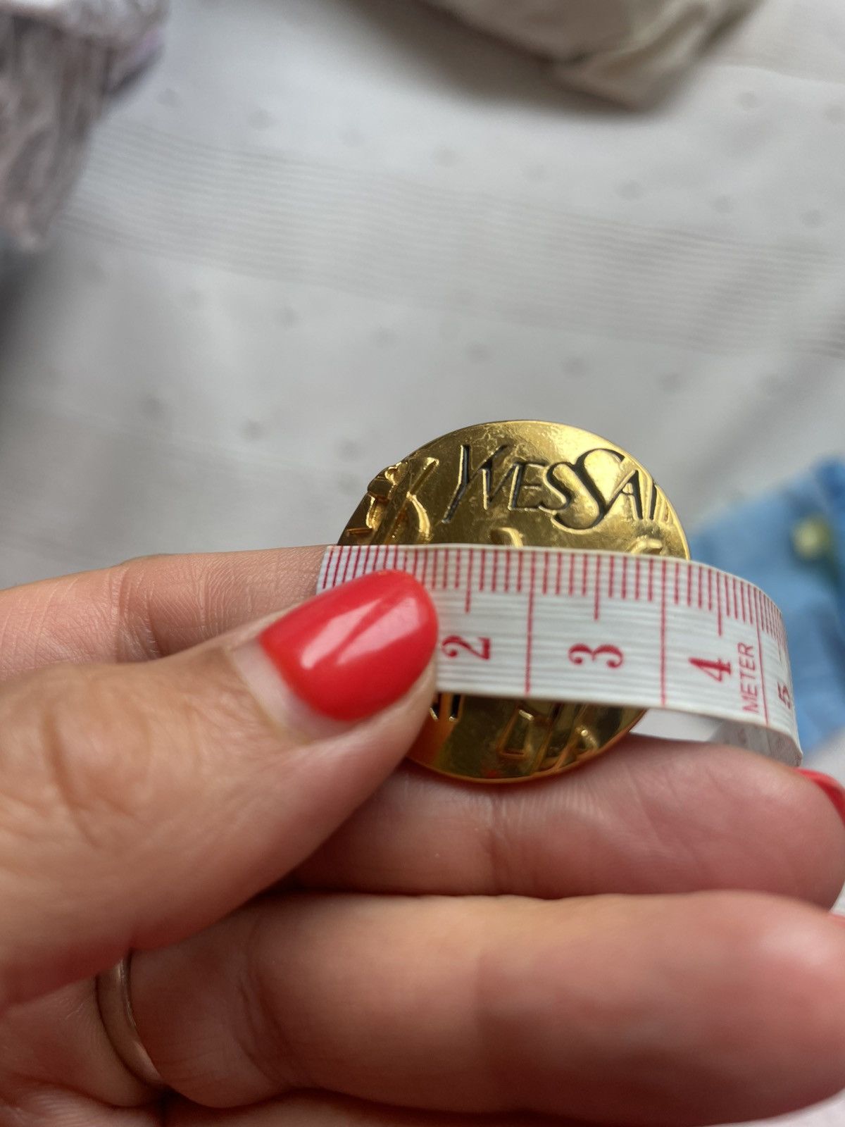 Yves Saint Laurent YSL MONOGRAM LOGO EARRINGS Size ONE SIZE - 9 Thumbnail