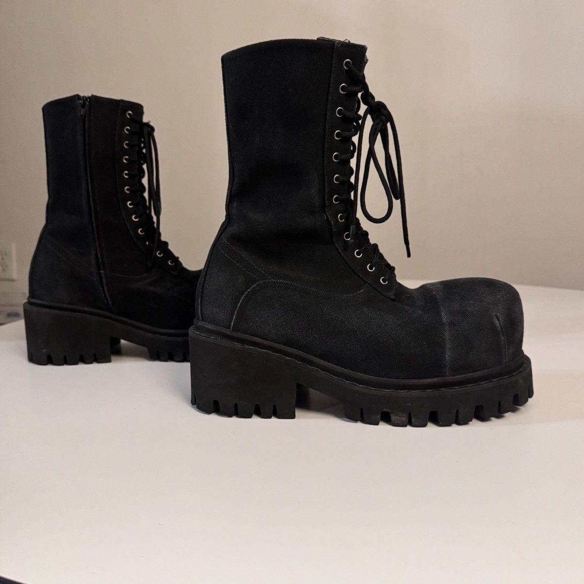 Balenciaga Balenciaga canvas stomper boot Size US 8 / EU 41 - 1 Thumbnail