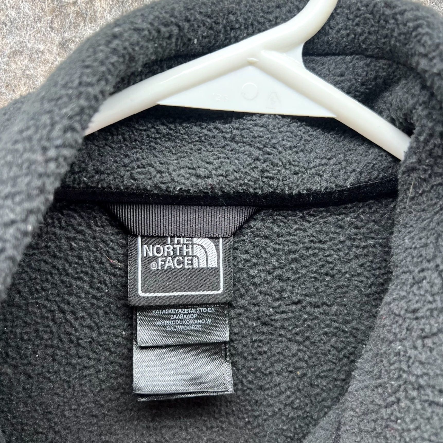 The North Face VINTAGE The North Face Vest Women XS Polartec Black Full Zip Sleeveless Fleece Size XS / US 0-2 / IT 36-38 - 7 Thumbnail