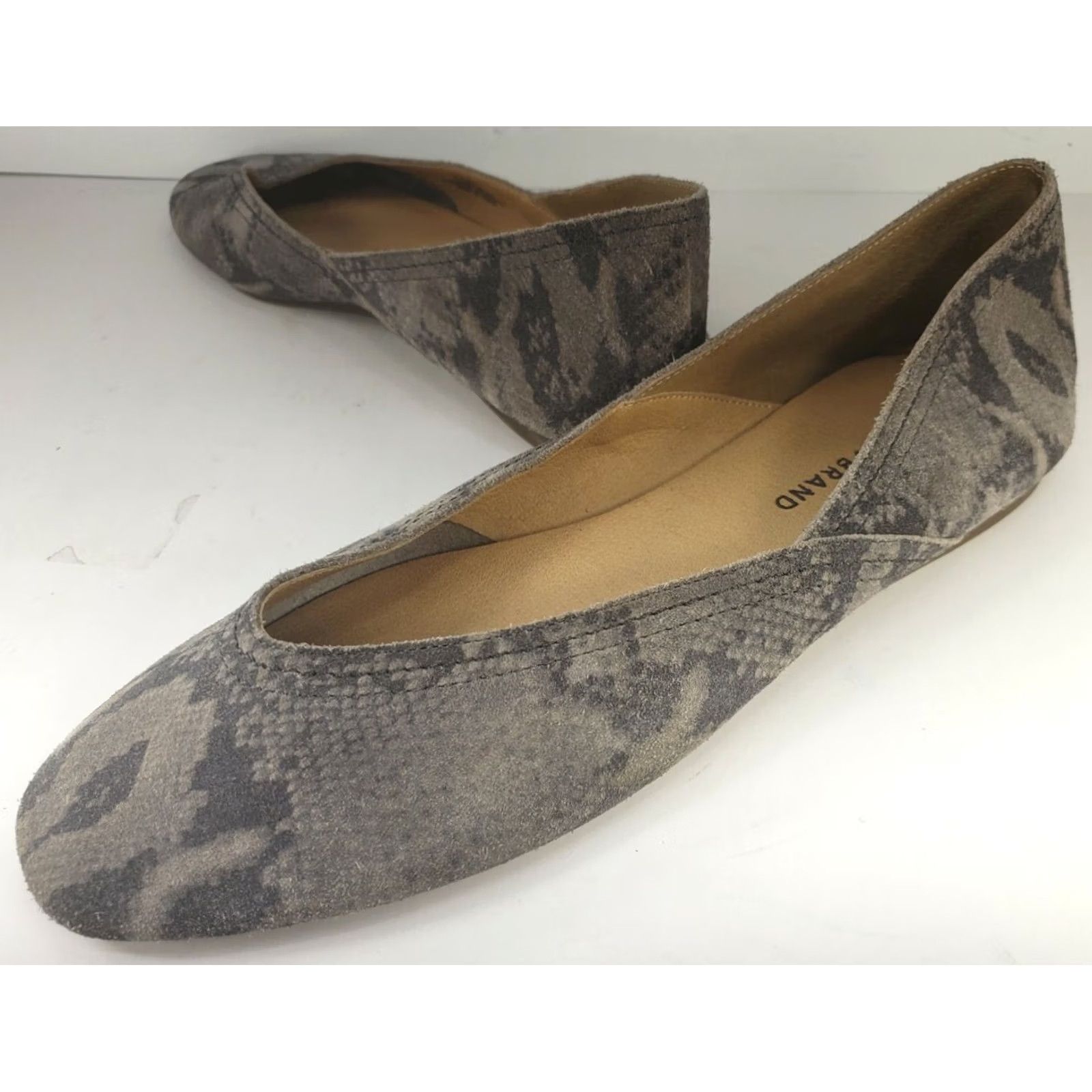 Lucky Brand Lucky Brand Alba Flat Women's Size 10 Gray Suede Snakeskin Pattern Size US 10 / IT 40 - 3 Thumbnail