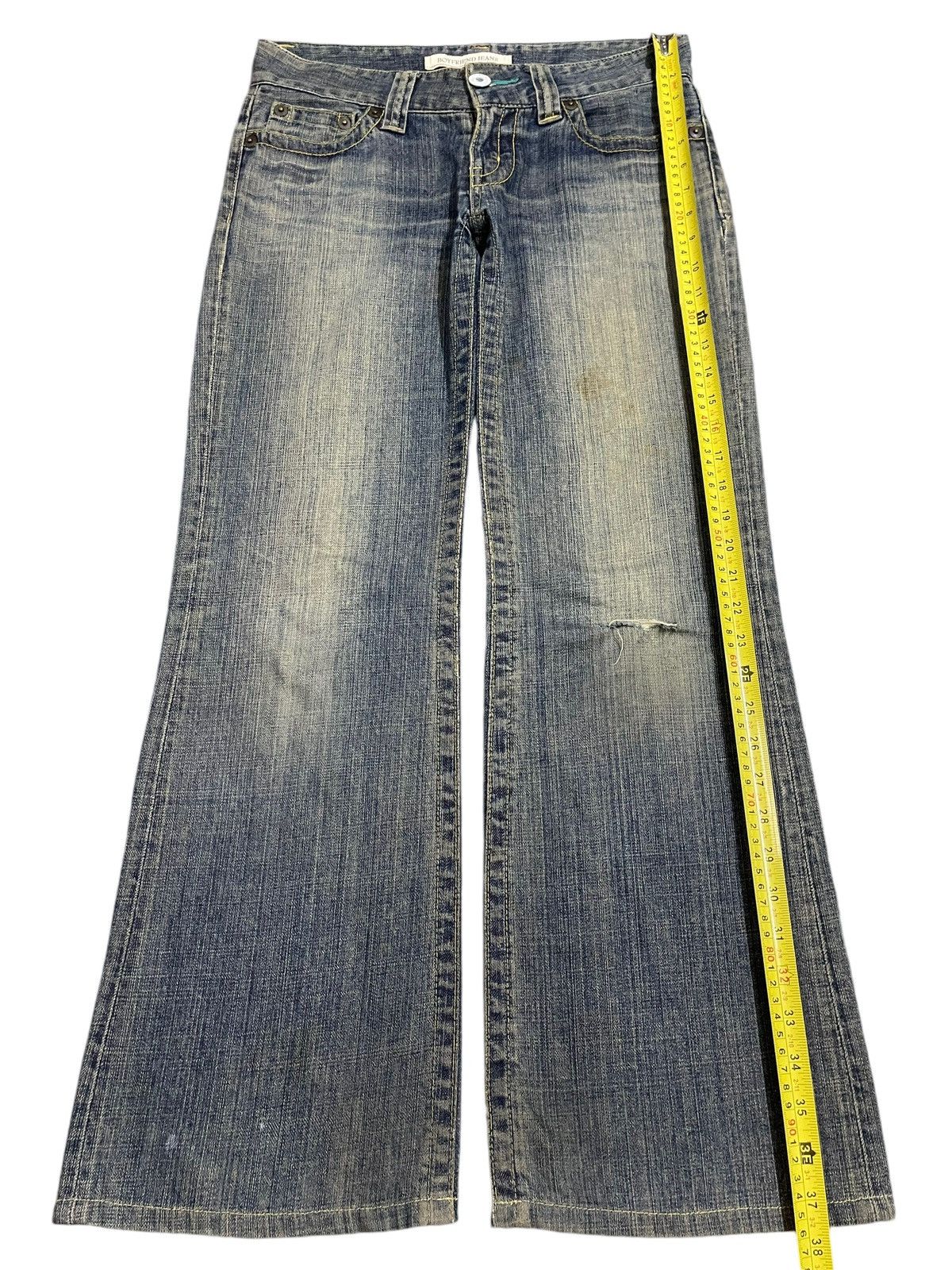 Uniqlo Vintage Japanese Uniqlo Blue Faded Wash Wide Leg Jeans Size US 31 - 11 Thumbnail