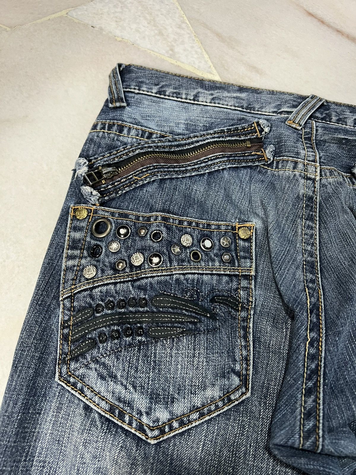 If Six Was Nine × Le Grande Bleu (L.G.B.) JAPANESE BRAND ANTI-LABEL FLARE JEANS VERY RARE Size US 31 - 12 Thumbnail