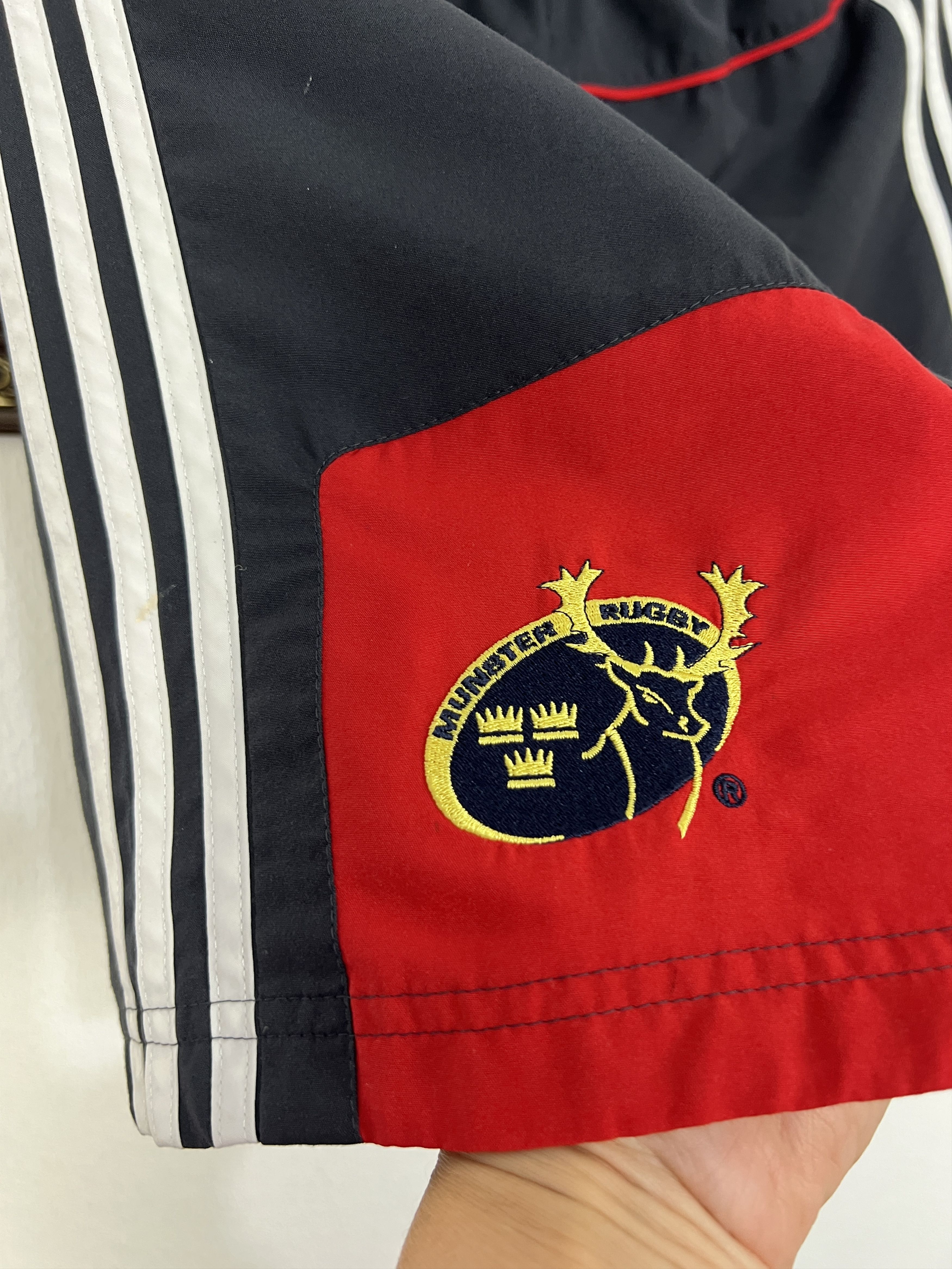 Adidas Vintage Adidas Munster Rugby Union Mens Shorts Rare M Size US 32 / EU 48 - 2 Thumbnail