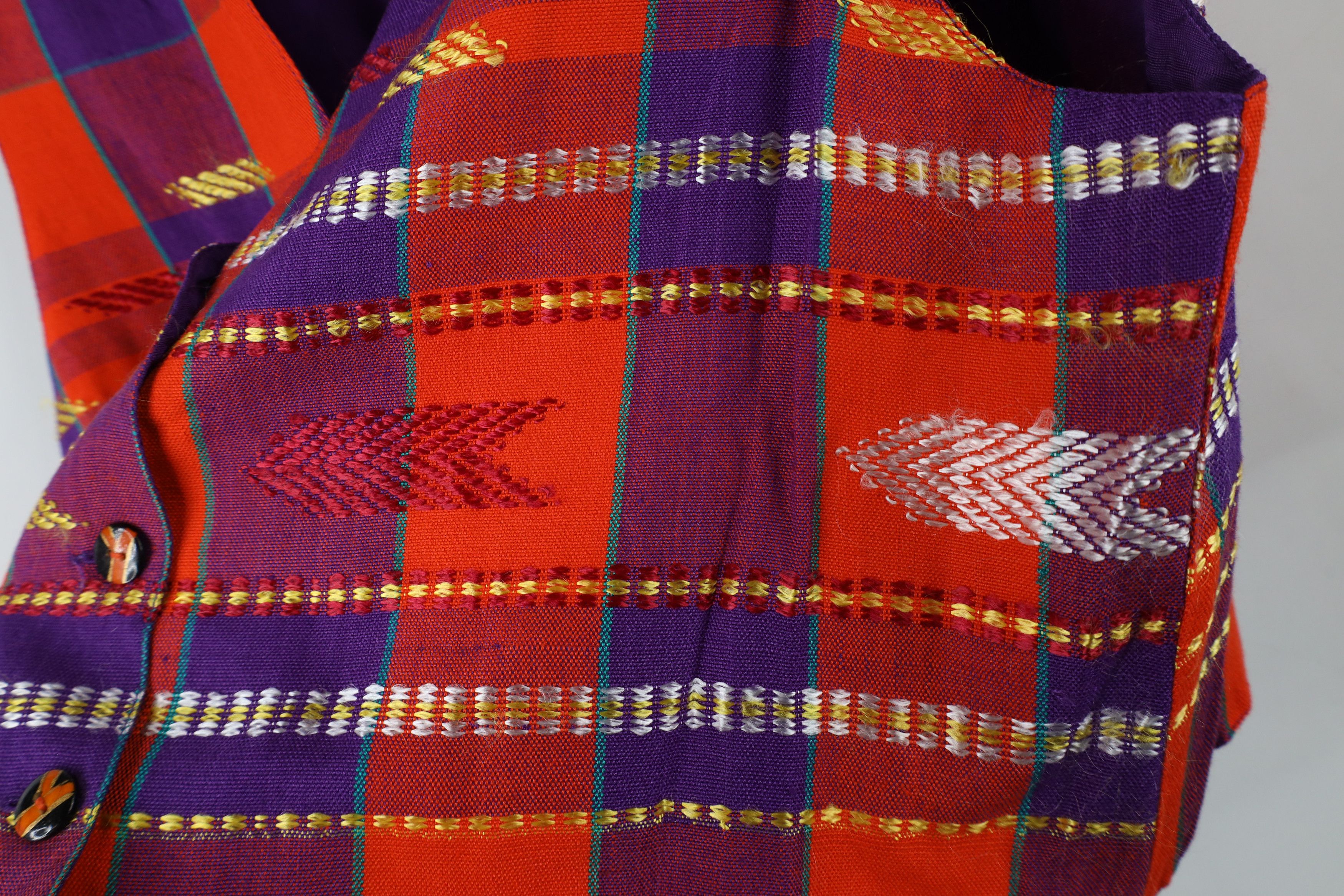 Vintage Vintage 90s Streetwear India Madras Plaid Vest Jacket Size M / US 6-8 / IT 42-44 - 4 Thumbnail