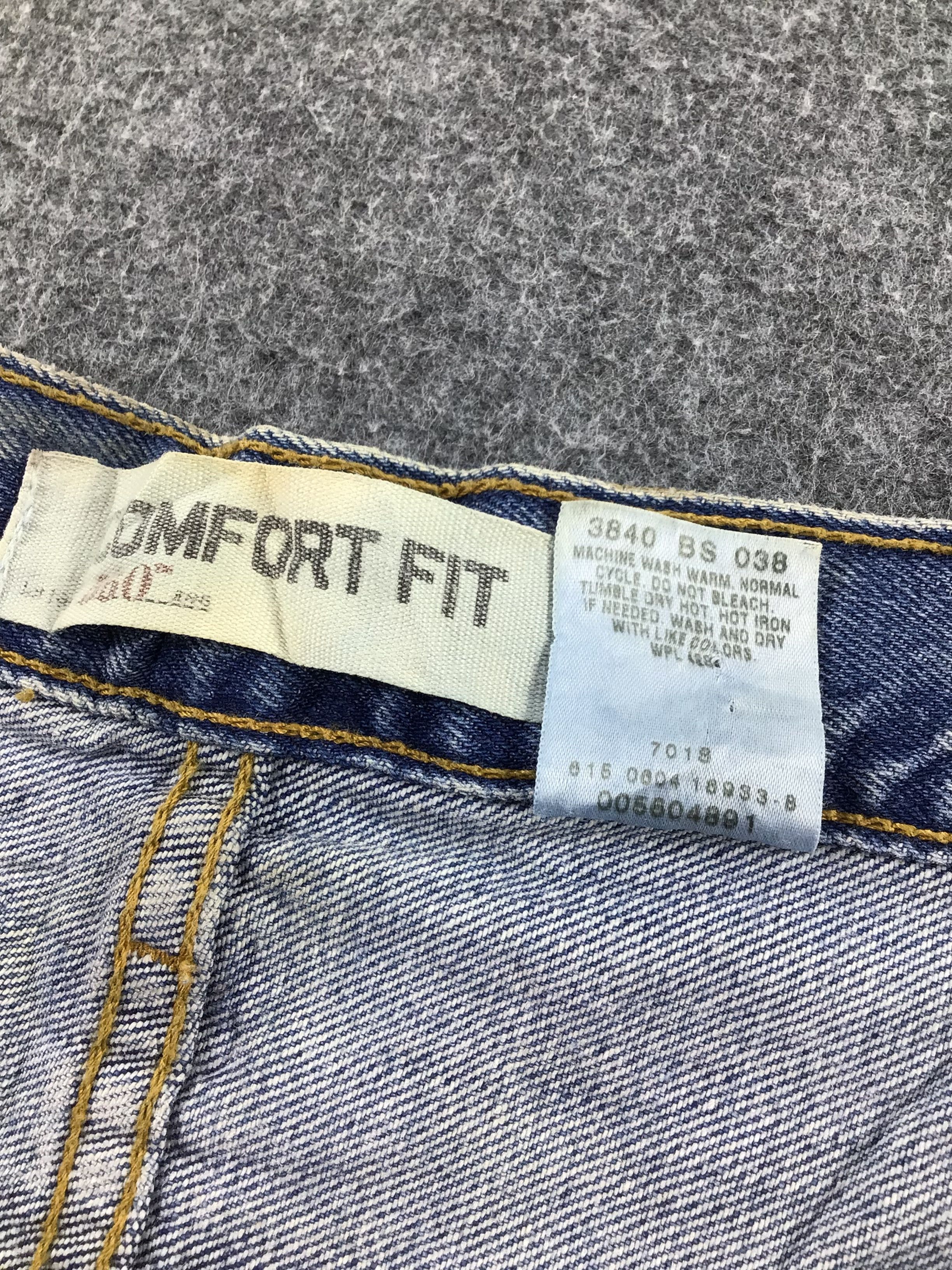 Levi's Vintage Levis 560 Jeans-J877 Size US 37 - 10 Thumbnail