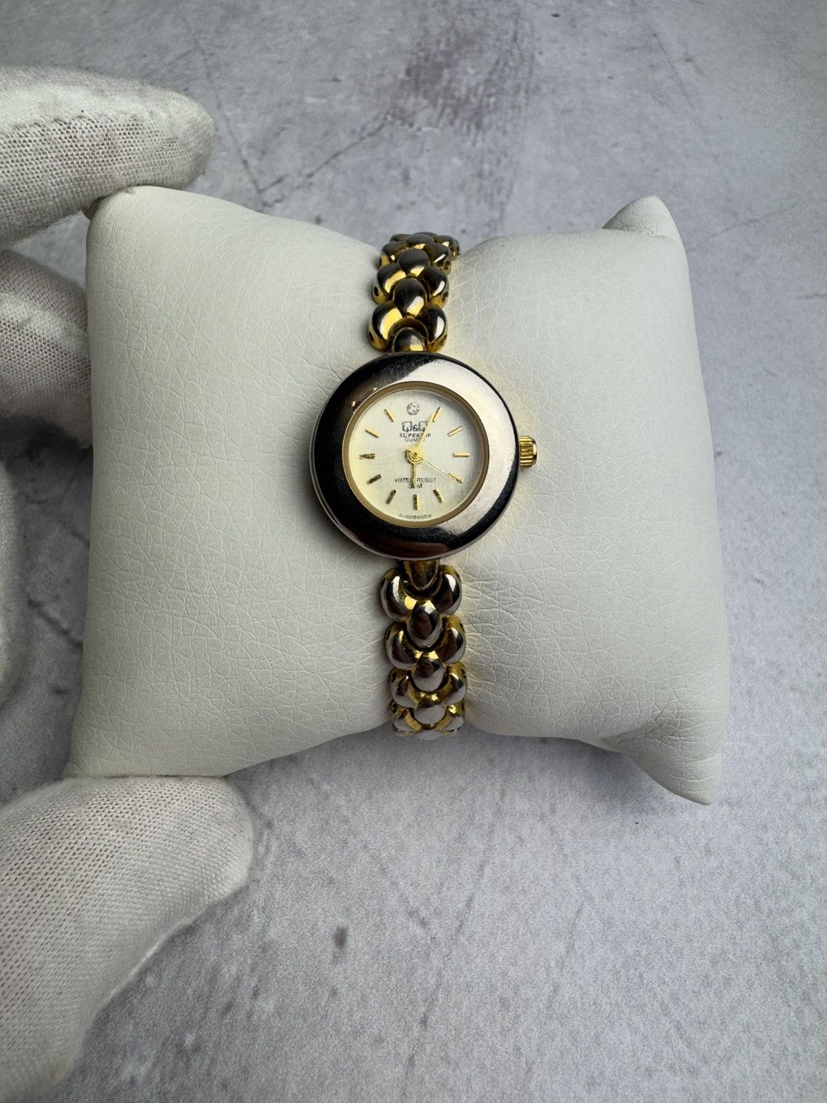 Japanese Brand × Vintage Q&Q Japanese Style Watch Vintage Size ONE SIZE - 1 Thumbnail