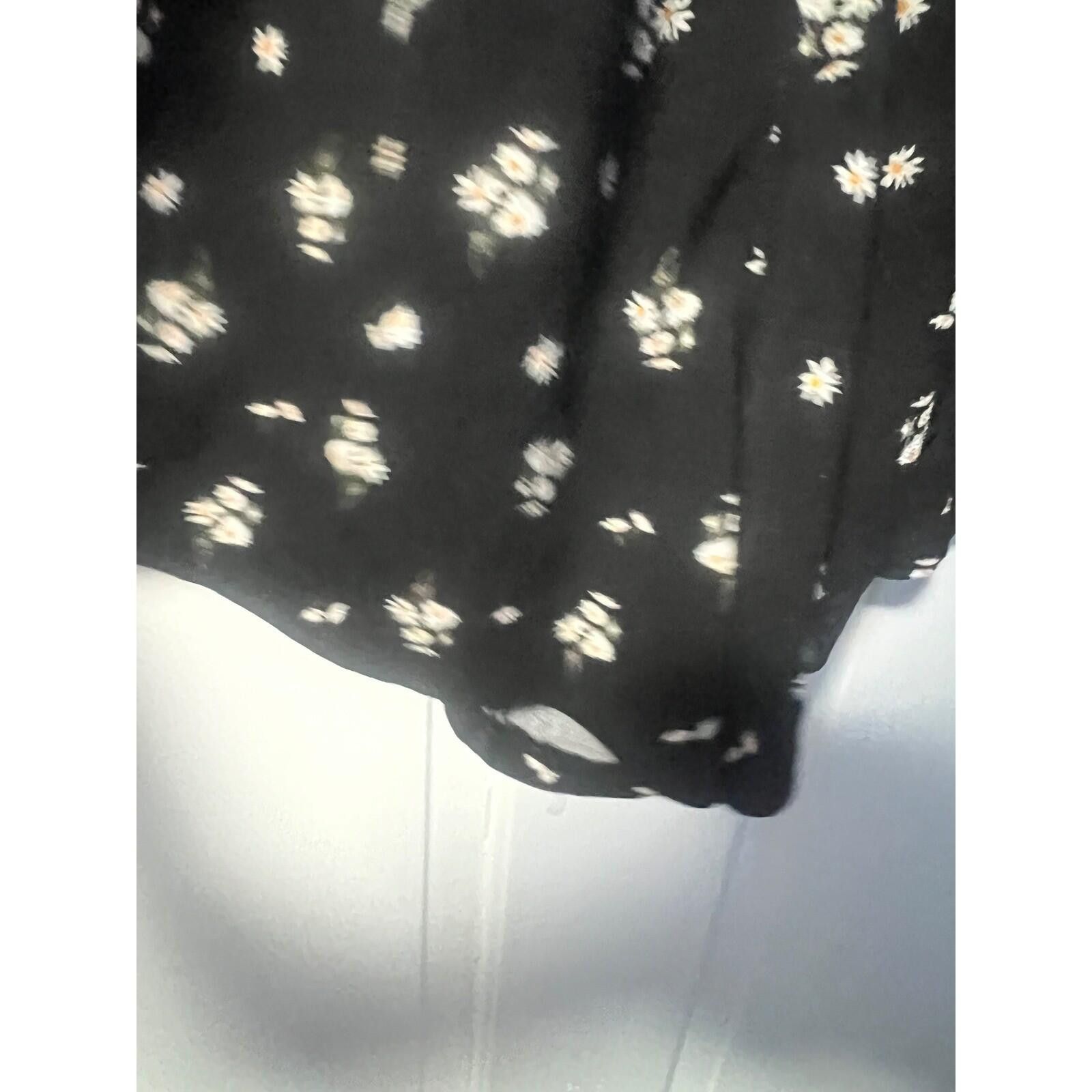 Aeropostale Aeropostale Romper Womens Medium Black Floral Daisy Boho Size 32" / US 10 / IT 46 - 6 Thumbnail