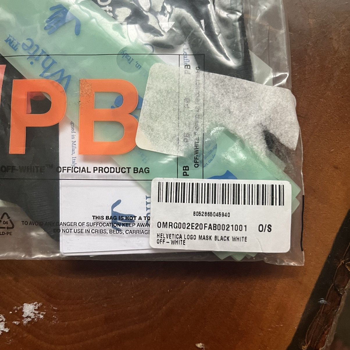 Off-White Helvetica Logo Mask Size ONE SIZE - 7 Thumbnail