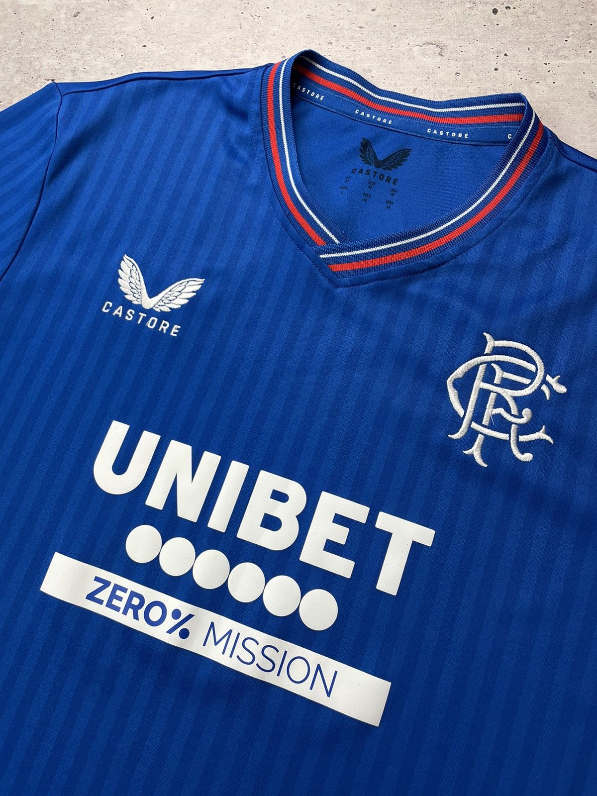 Castore GLASGOW RANGERS 2020 2021 CASTORE SOCCER JERSEY FOOTBALL Size US L / EU 52-54 / 3 - 3 Thumbnail