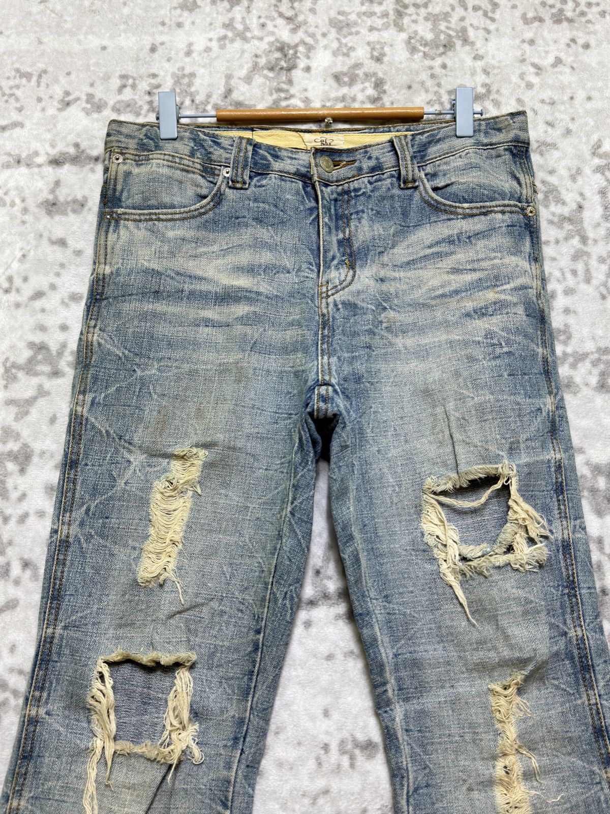 Japanese Brand The M2368 Jeans Streetwear Distressed Flare Unisex Denim Size US 31 - 3 Thumbnail