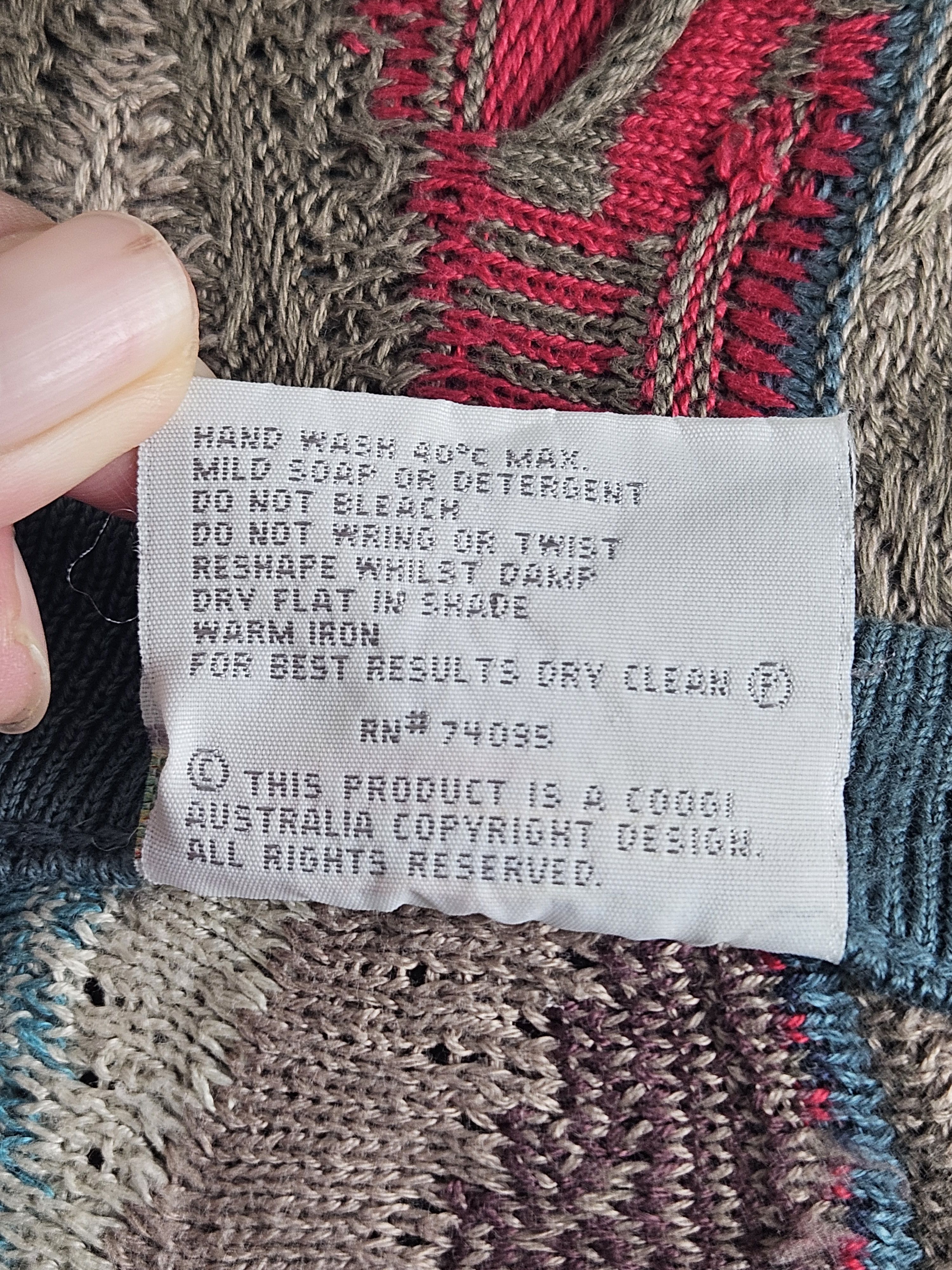 Coogi Vintage Coogi Rainbow Cable Australia Knit biggie Sweater Size US M / EU 48-50 / 2 - 5 Thumbnail