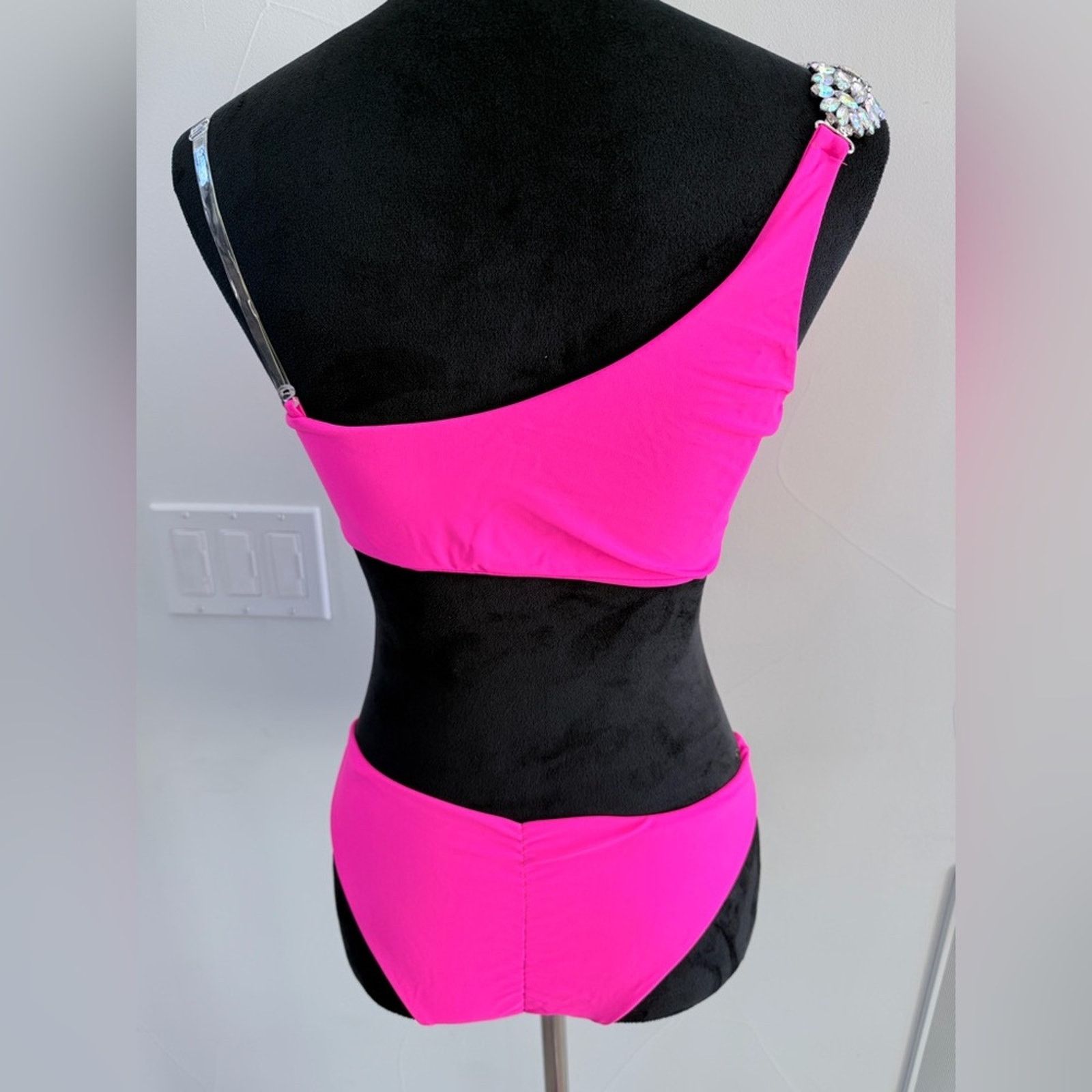 Other New Y2K Pink One-Shoulder 2 piece Swimsuit Bikini size S Size ONE SIZE - 11 Thumbnail