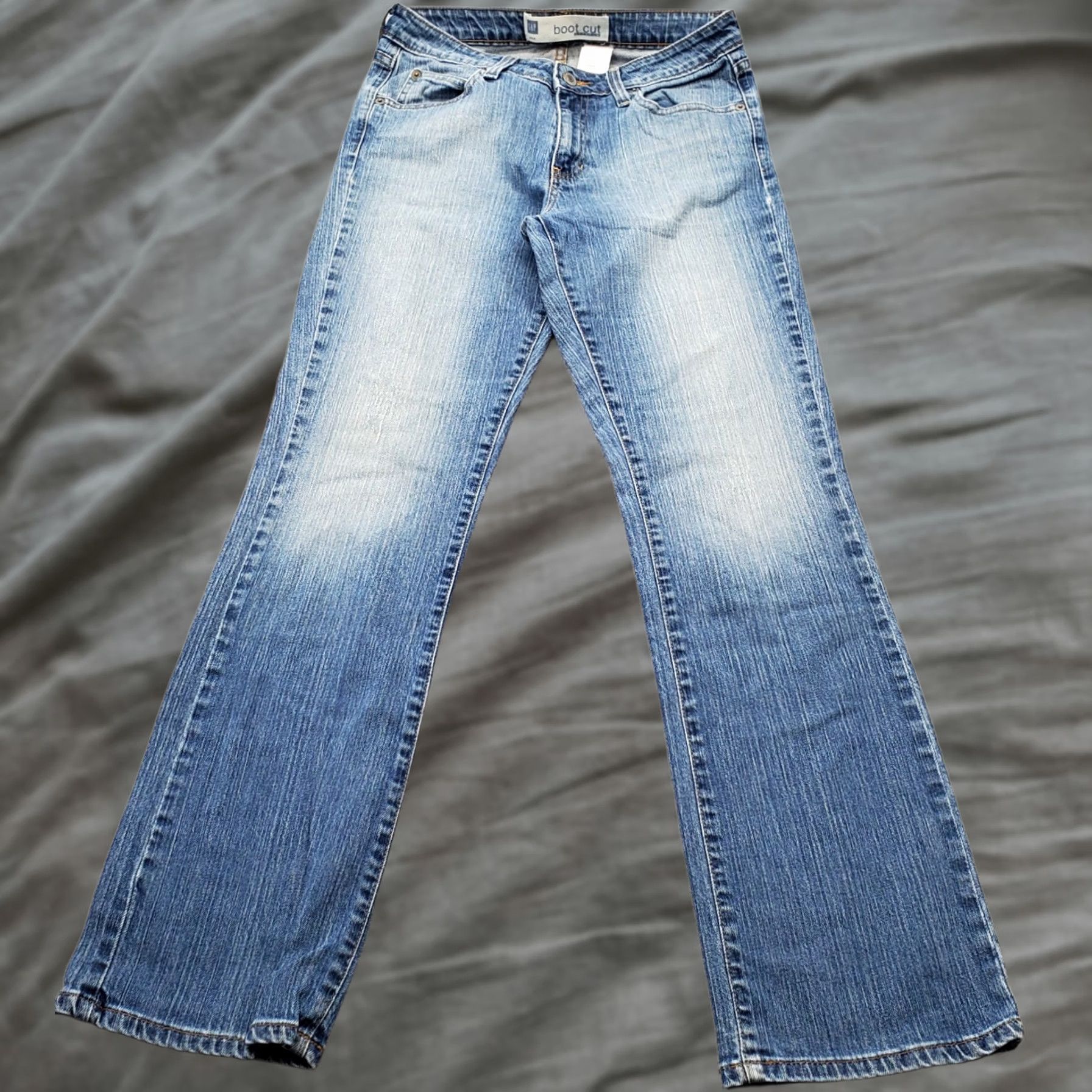 Gap Gap Bootcut Jeans Womens 6 Blue Denim Comfort Stretch Boho Faded Streetwear Jeans Women's 6 Blue Denim Stretch Comfort Bootcut Size 28" / US 6 / IT 42 - 1 Thumbnail