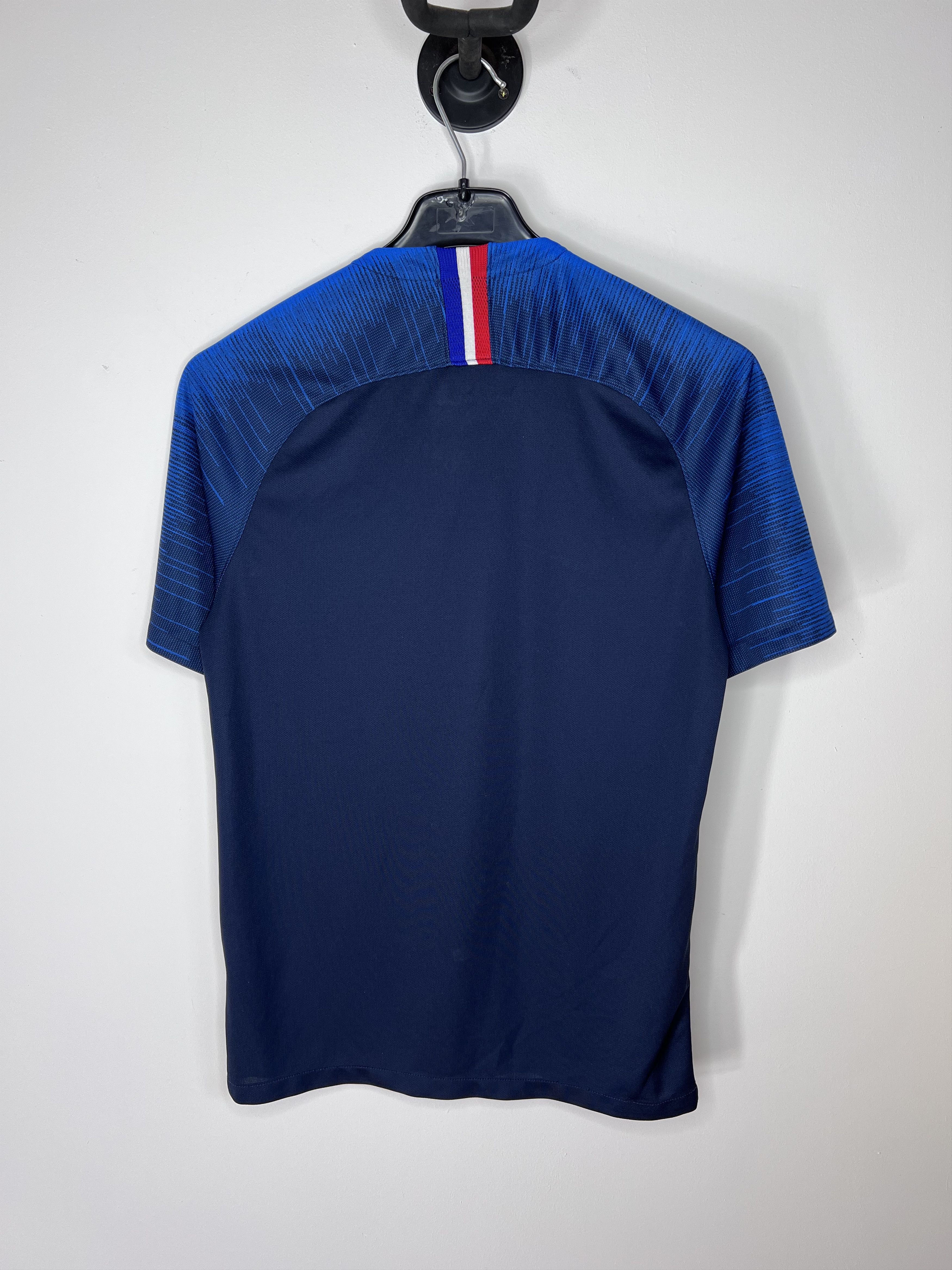 Nike FRANCE TEAM 2016 2017 HOME FOOTBALL SHIRT SOCCER JERSEY Size US S / EU 44-46 / 1 - 2 Thumbnail