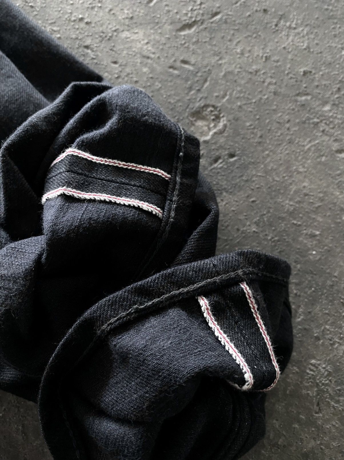 Naked & Famous Naked & famous weird guy solid black selvedge Size US 31 - 12 Thumbnail