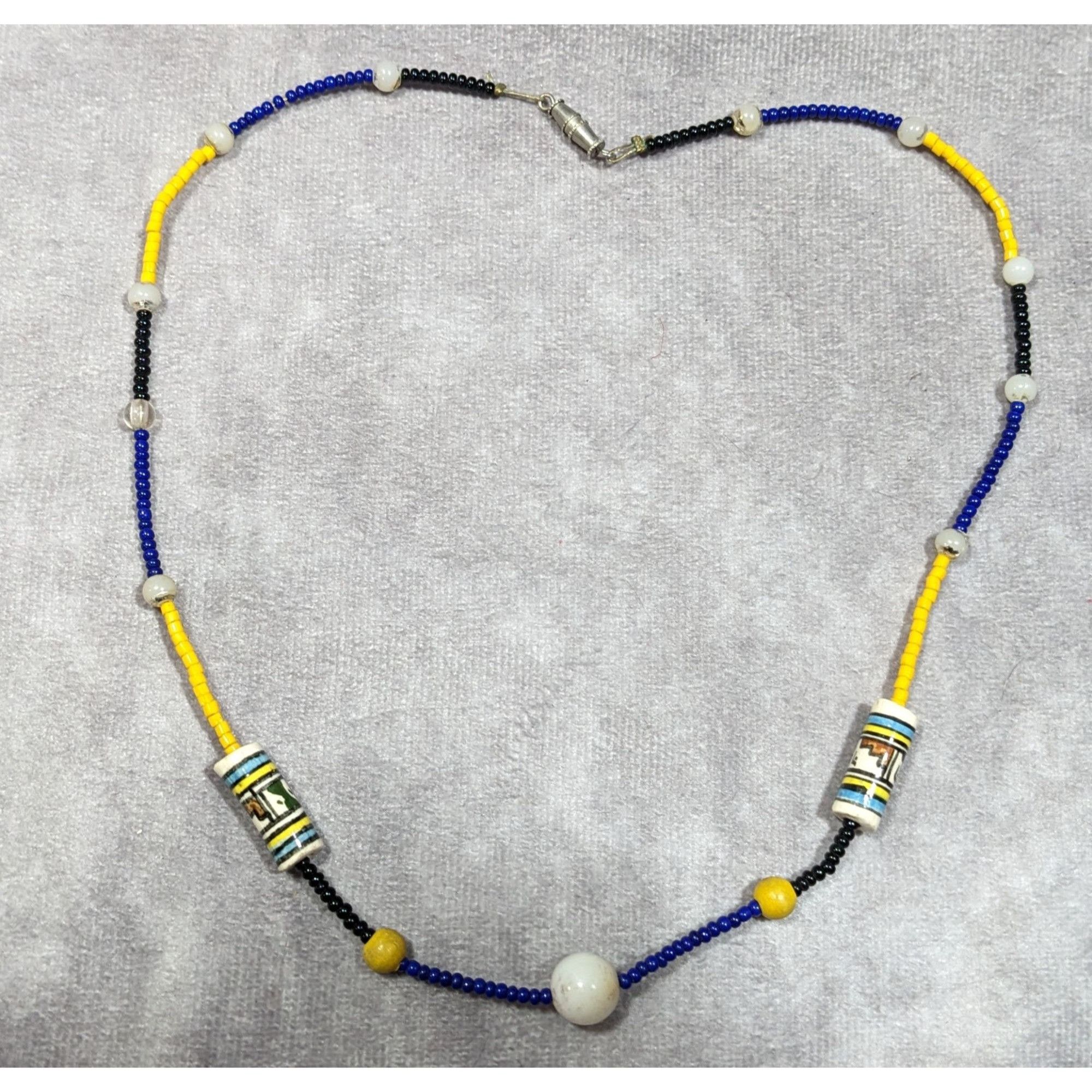 Other Simple Casual Glass Beaded Blue And Yellow Necklace Size ONE SIZE - 5 Thumbnail