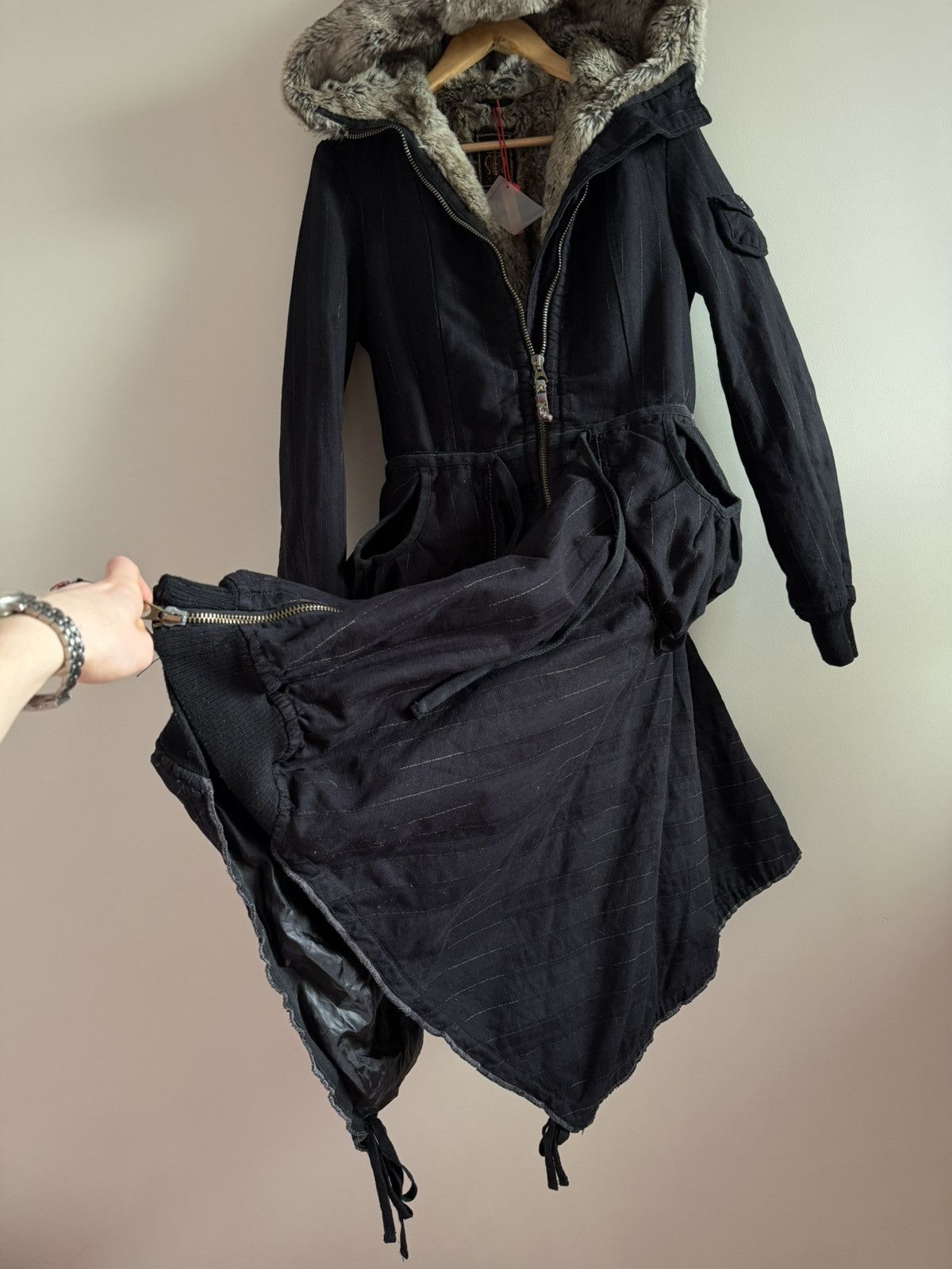 Marithe + Francois Girbaud Marithé François Girbaud Hooded Fur Lined Coat Size L / US 10 / IT 46 - 4 Thumbnail