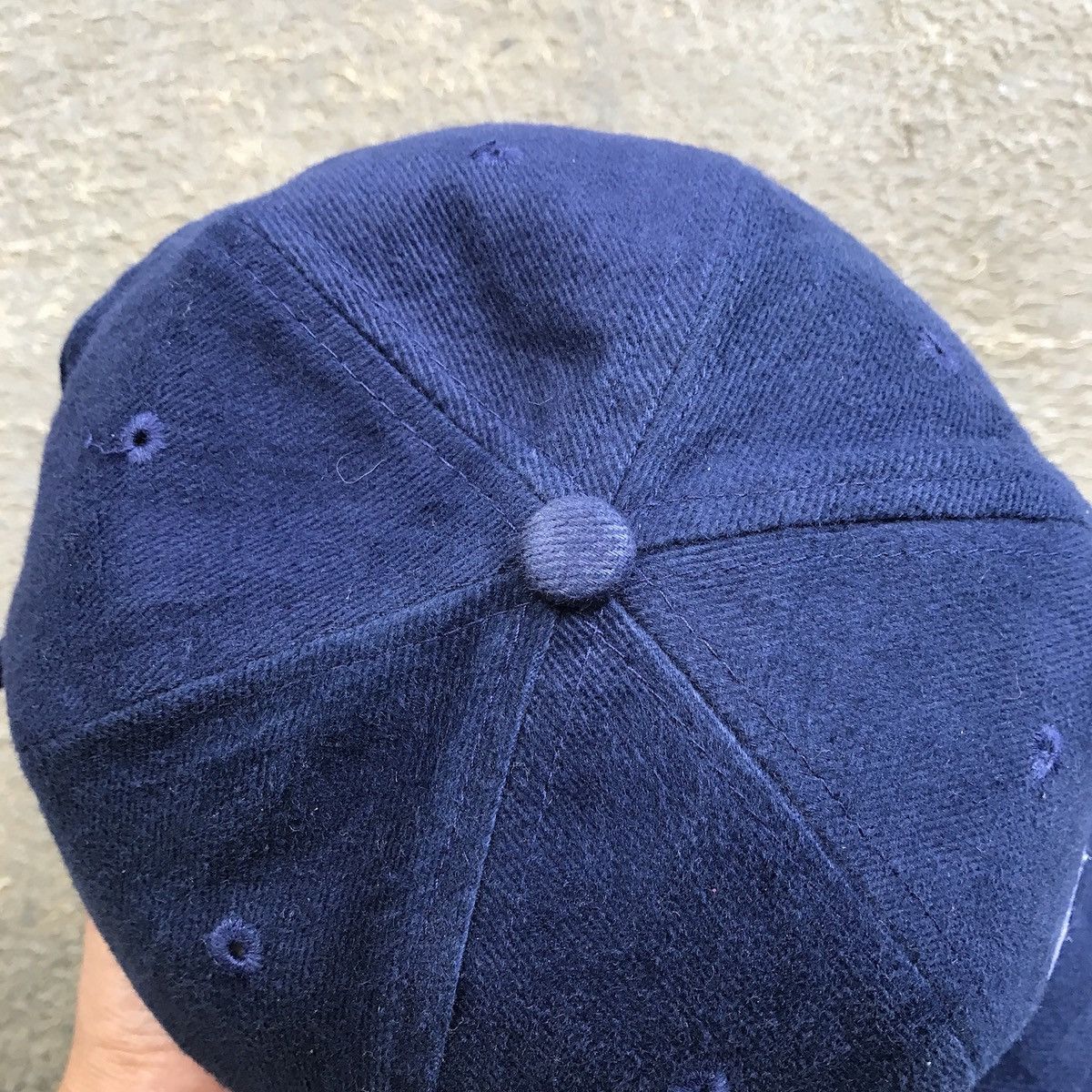 Vintage Archival hat. VINTAGE 2001 LUK CUP. Cycle event Size ONE SIZE - 9 Thumbnail