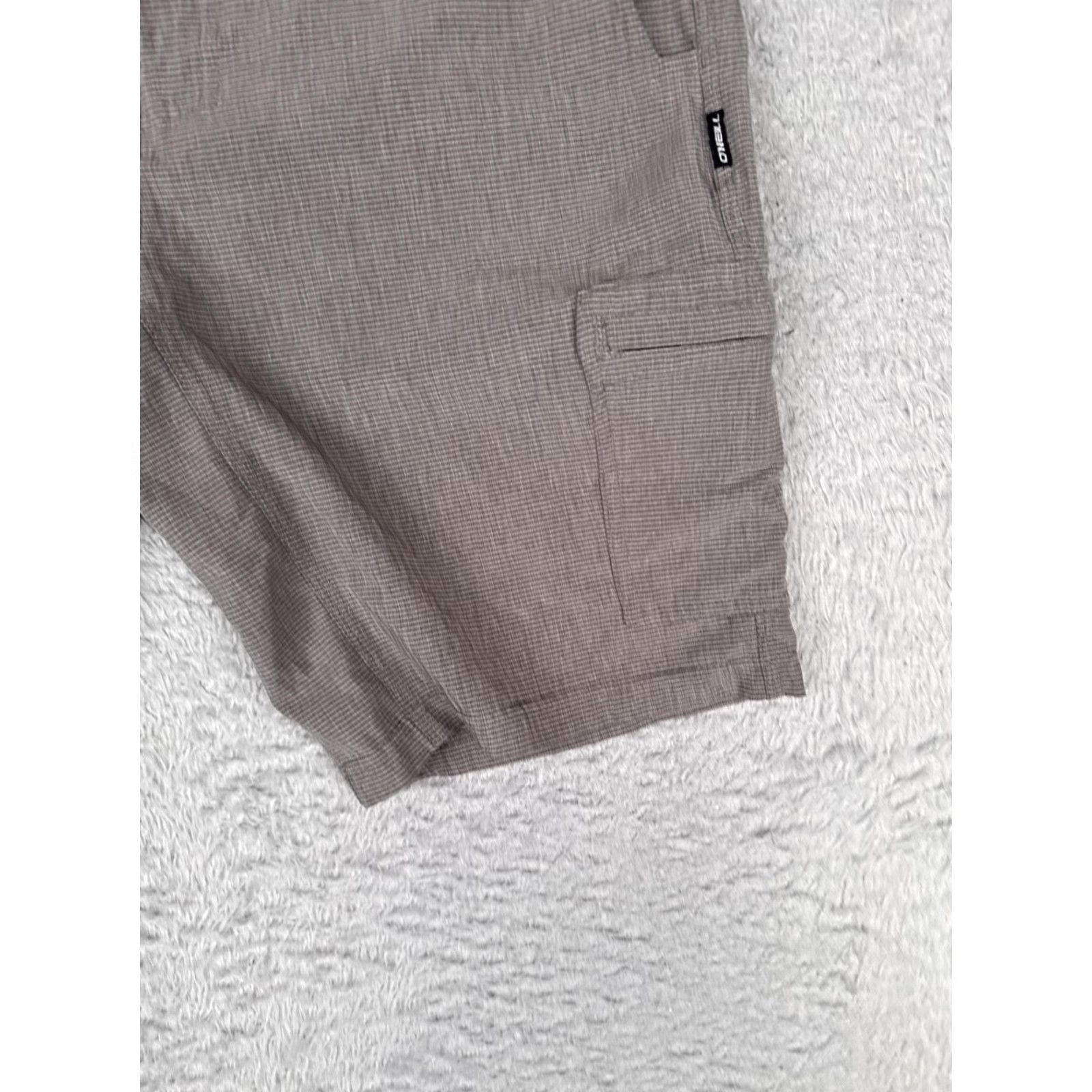 O'Neill O'Neill Mens Cargo Shorts 30 Gray Crossover Hybrid Quick Dry 9 Inseam Casual Cargo Pocket Shorts Regular Fit Men Mens High-Quality Outdoor Style Size US 30 / EU 46 - 2 Thumbnail