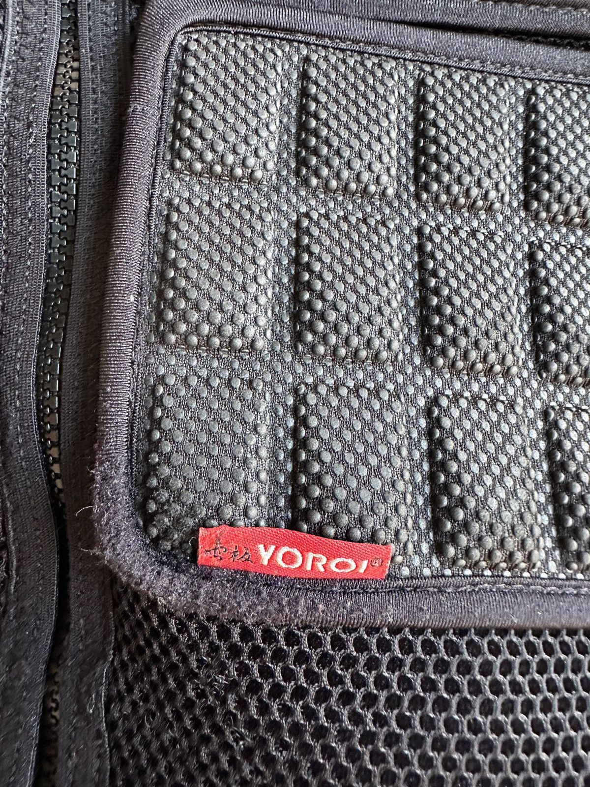 Japanese Brand Armor Protector Snow Plate YOROI M Size - Wear/Equipment Size US L / EU 52-54 / 3 - 7 Thumbnail