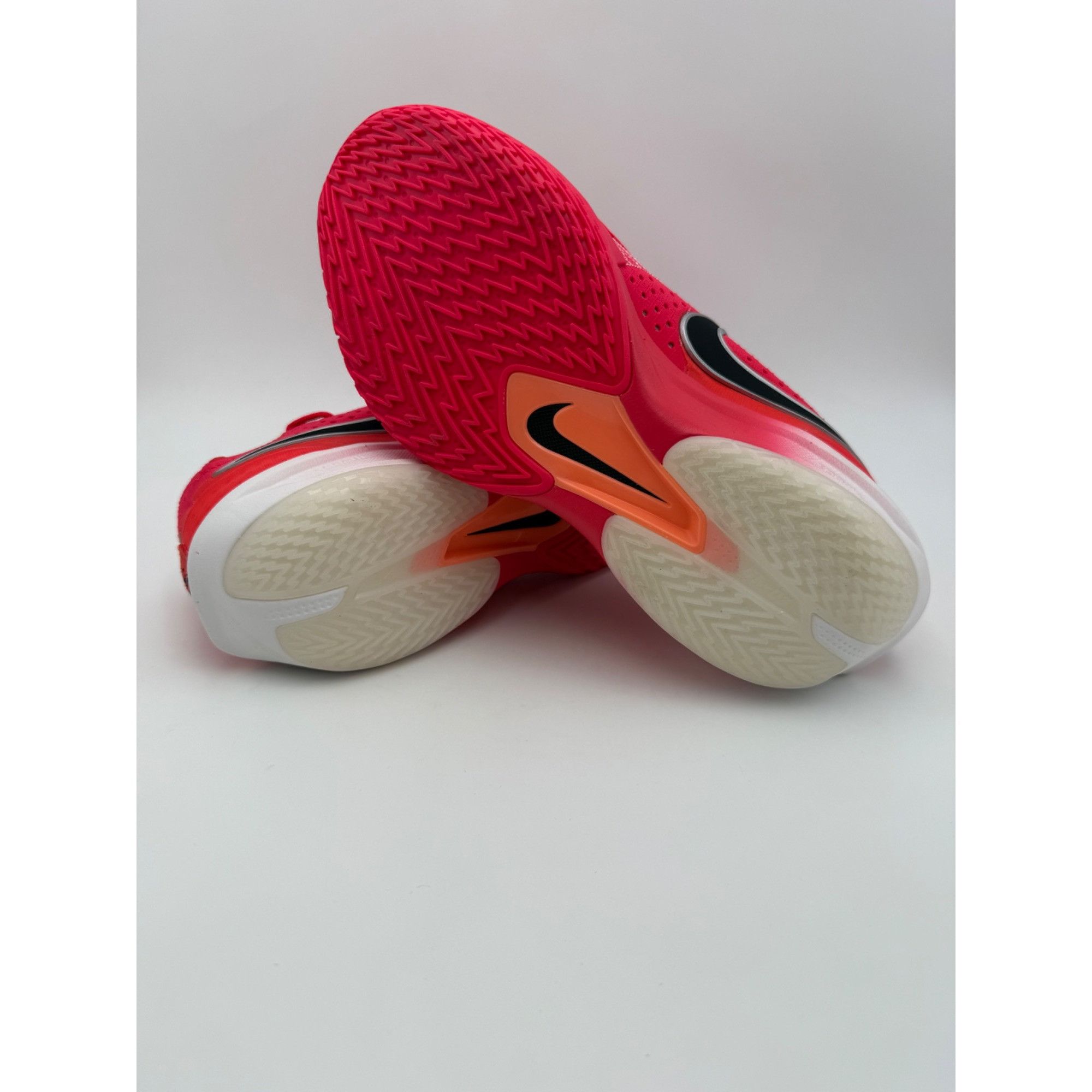 Nike Size 7 - Air Zoom GT Cut 3 'Siren Red' Basketball Shoes Size US 7 / EU 40 - 6 Thumbnail