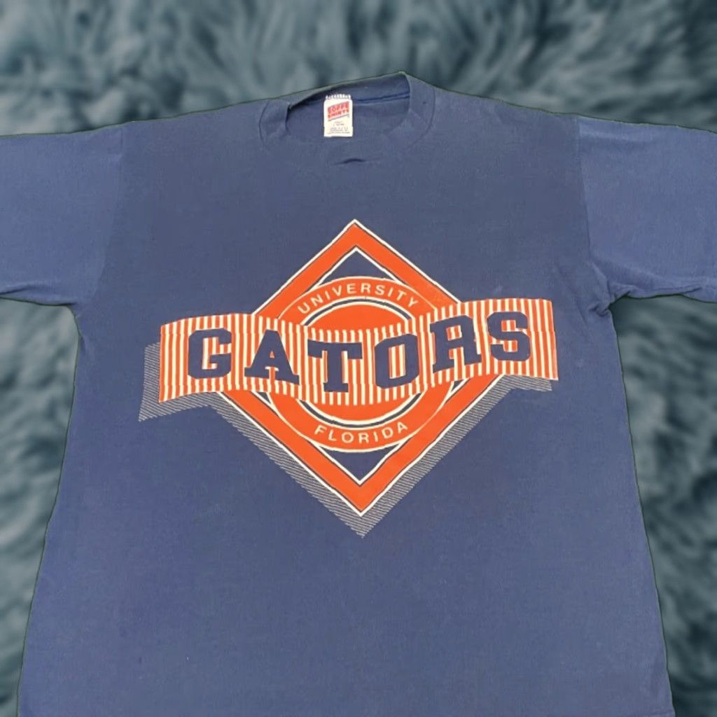 Vintage VINTAGE Florida Gators University Logo VTG Shirt Mens L Made In USA T-Shirt Short Sleeve Blue 90s 80s USA College Sports Hip Hop Logo Mens Size US L / EU 52-54 / 3 - 1 Thumbnail