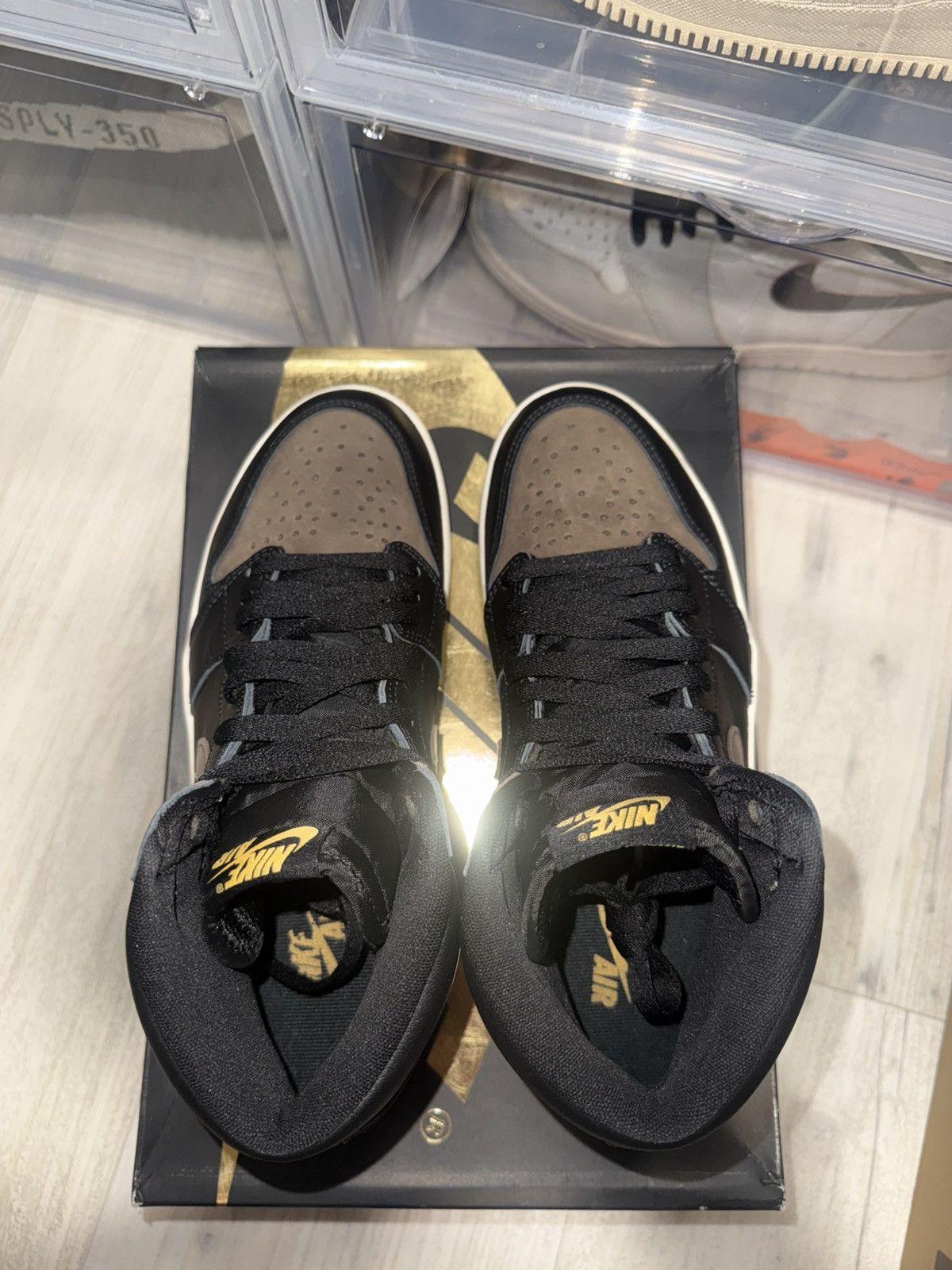 Jordan Brand Air Jordan 1 Retro High OG Palomino Size US 8.5 / EU 41-42 - 6 Thumbnail