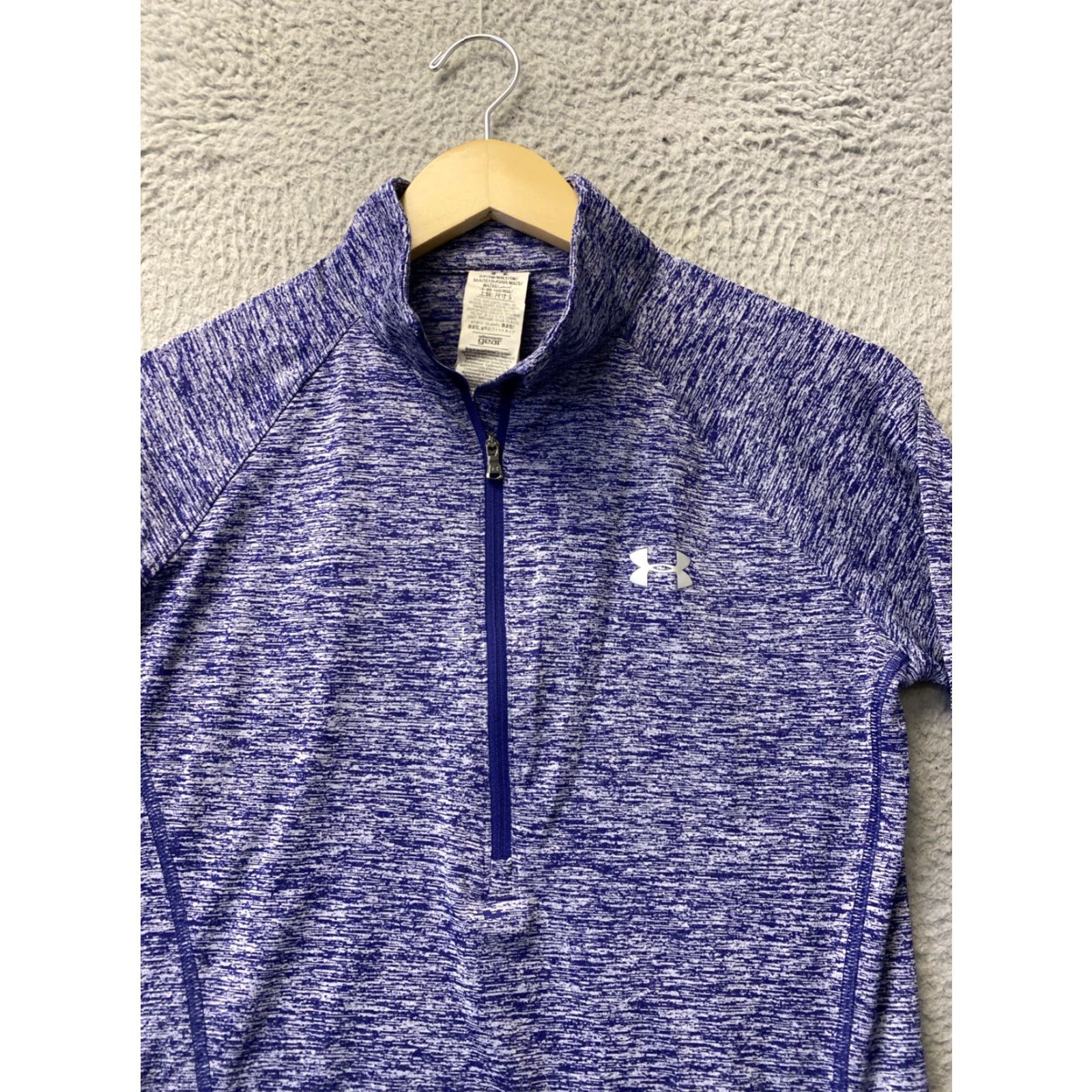 Under Armour Under Armour Womens Half-Zip Performance Pullover Blazing Purple S 122-7 Size S / US 4 / IT 40 - 2 Thumbnail