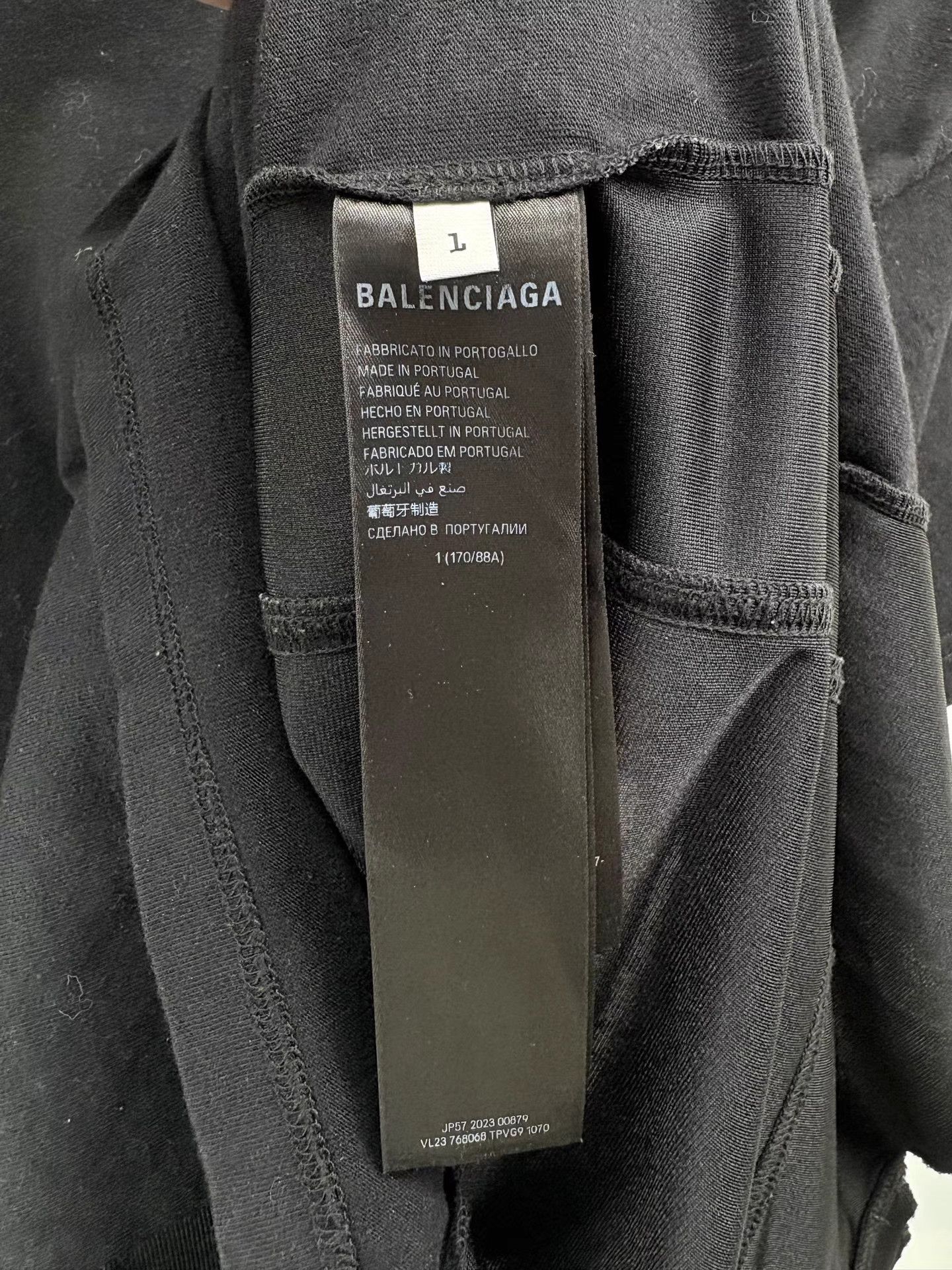 Balenciaga BALENCIAGA New Double Ring Patchwork Embroidered T-shirt Size US S / EU 44-46 / 1 - 5 Thumbnail