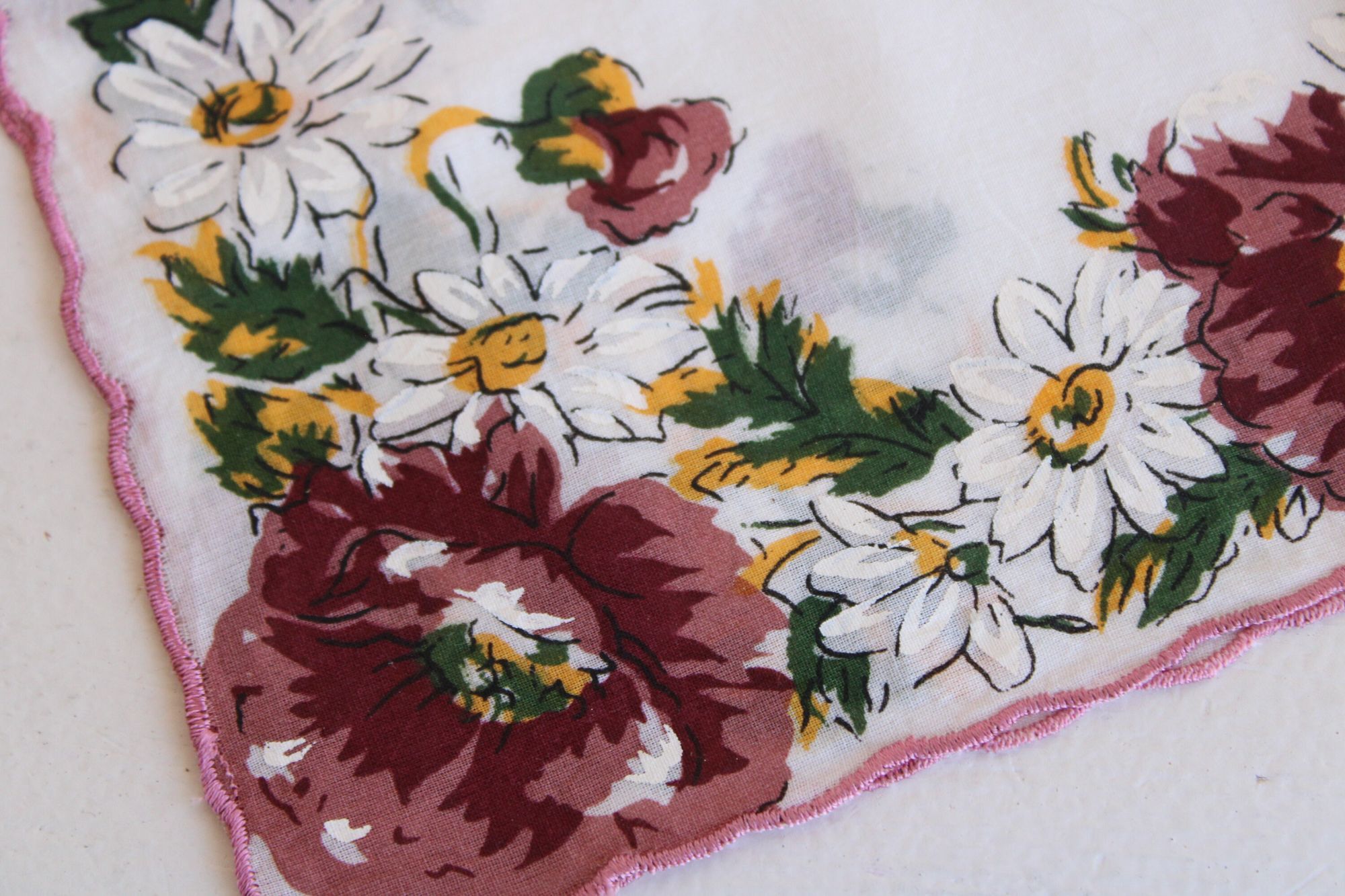 Vintage Vintage Handkerchief, Brown, Yellow and White Flower Print C Size ONE SIZE - 4 Thumbnail