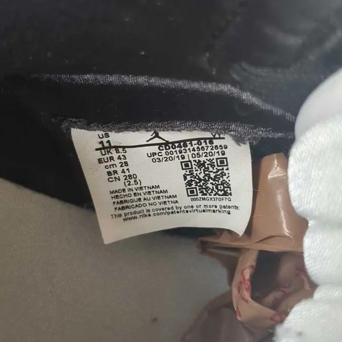 Jordan Brand Jordan 1 Retro High Satin Black Toe CD0461016 Size 11 Women Size US 9.5 / EU 42-43 - 7 Thumbnail