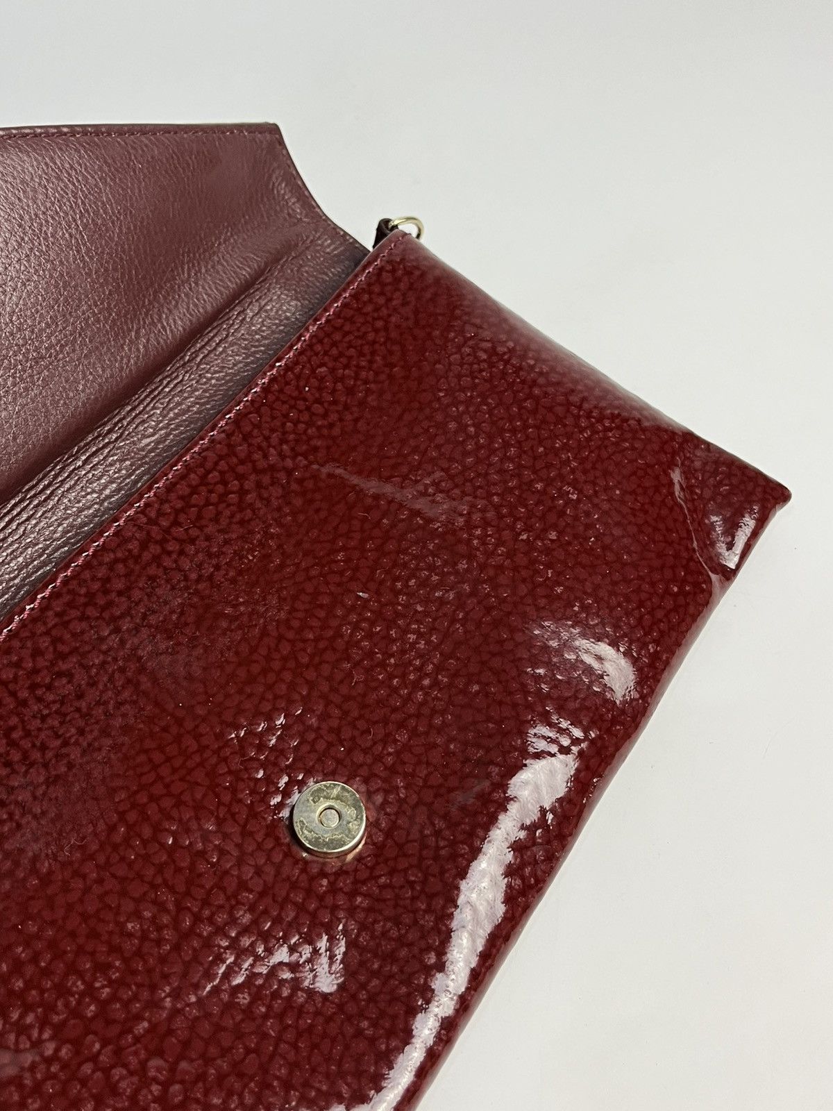 Vivienne Westwood Vivienne Westwood Oxblood Patent Leather Chain Envelope Bag Size ONE SIZE - 15 Thumbnail