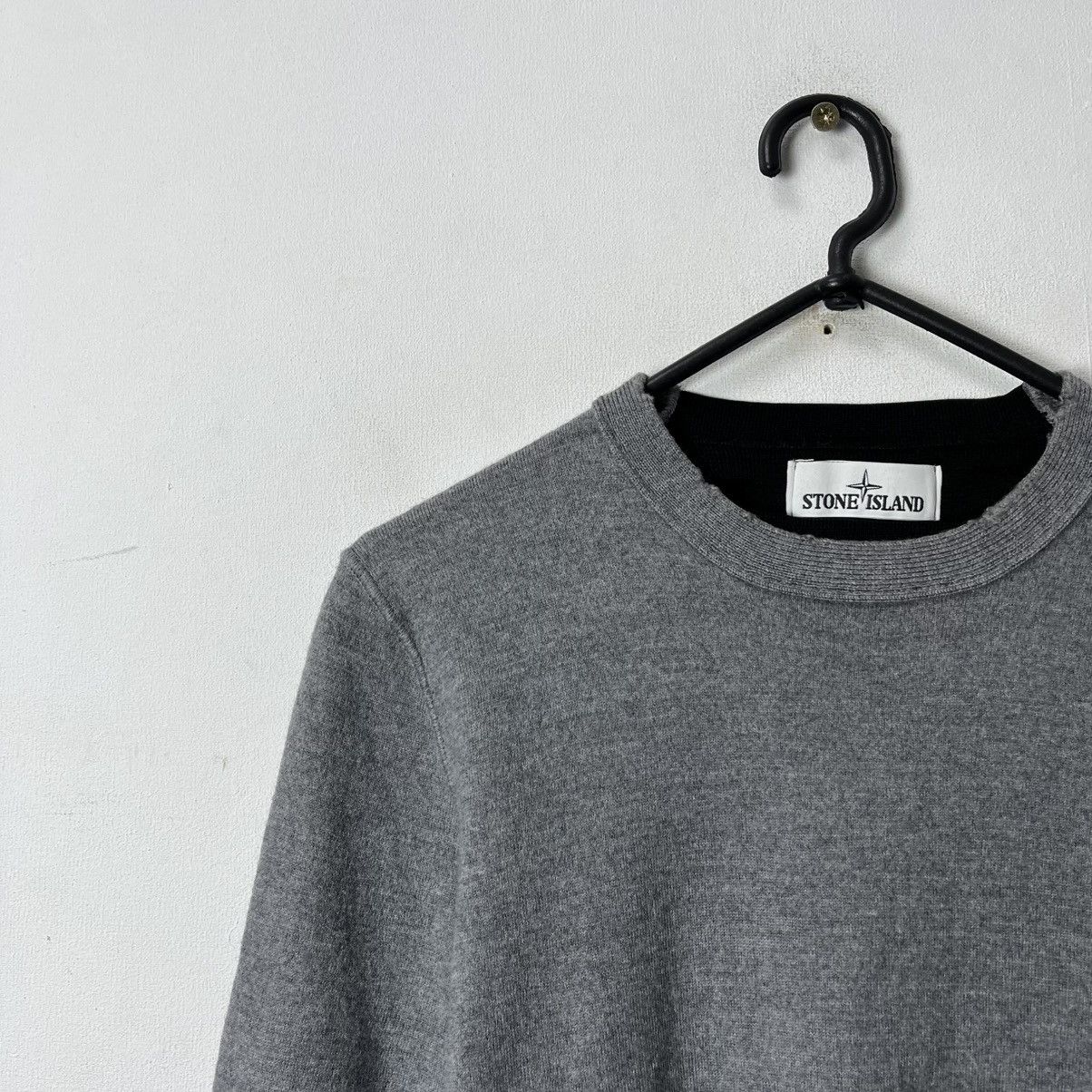 Stone Island Vintage Stone Island Sweatshirt Crewneck Patch Y2K Size US S / EU 44-46 / 1 - 3 Thumbnail