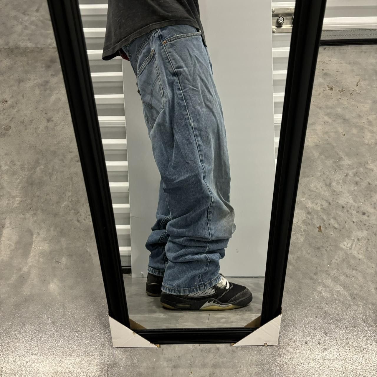 Levi's × Vintage Crazy Vintage Y2K/2000s Grunge Levi’s Medium Wash Denim Jeans! Size US 36 / EU 52 - 2 Thumbnail
