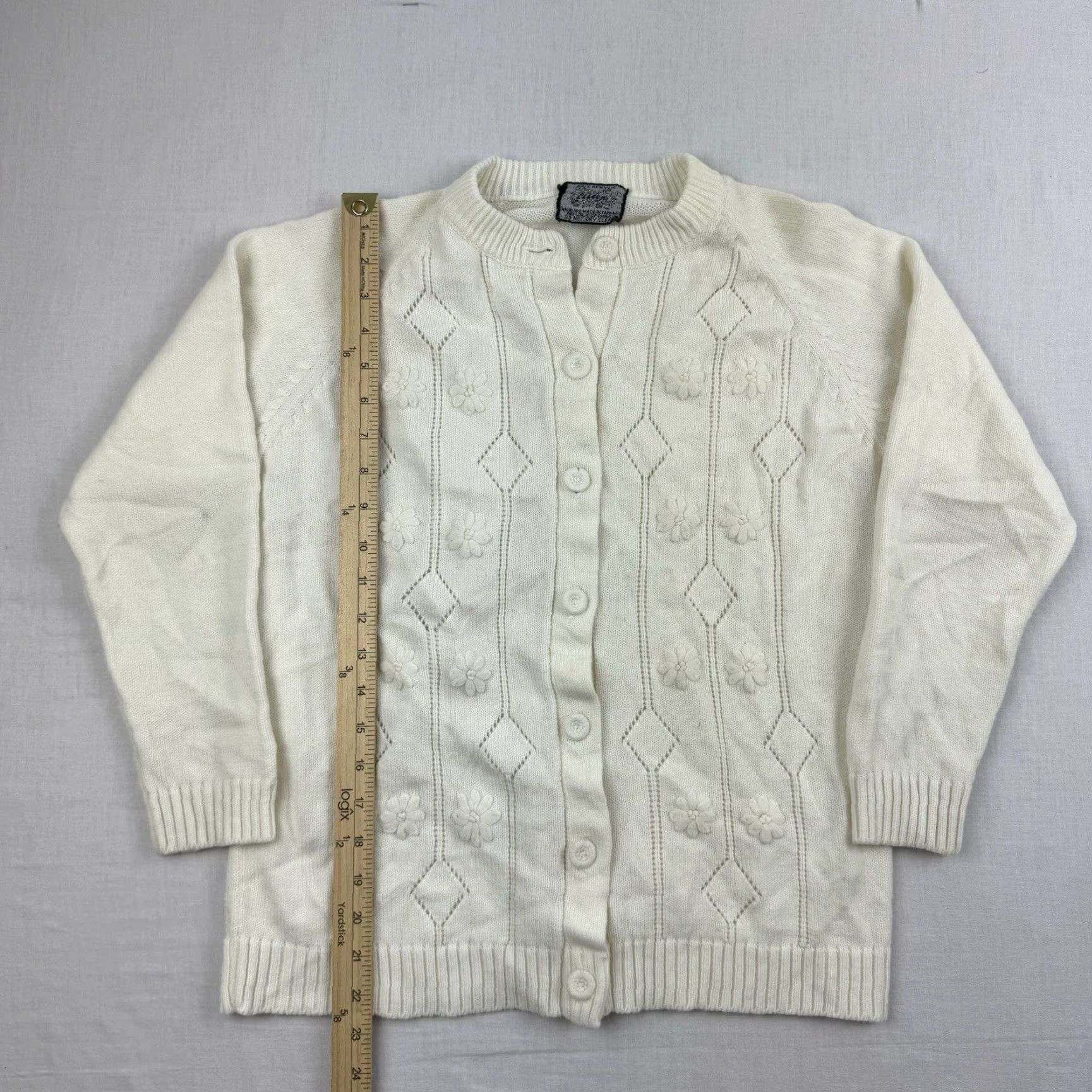 Vintage VINTAGE Eileen Cardigan Sweater Womens Large White Flowers Cute Fun Button Up Size L / US 10 / IT 46 - 5 Thumbnail