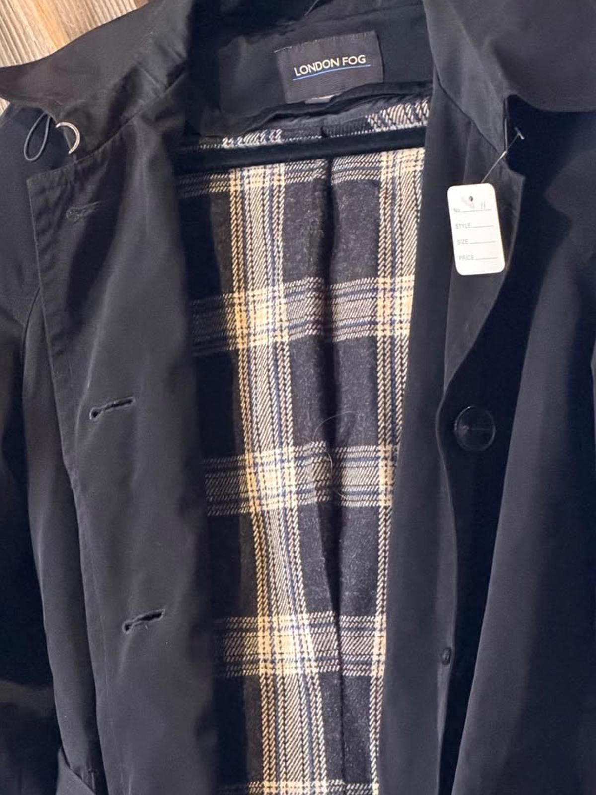 London Fog London Fog Black Trench Coat Size 14 with Plaid Lining Size XL / US 12-14 / IT 48-50 - 2 Thumbnail