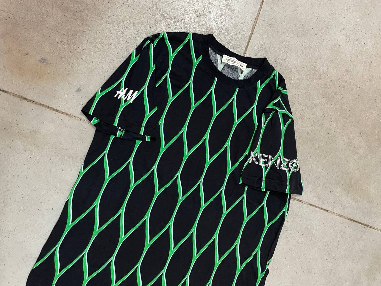 Kenzo Avant Garde Kenzo x H&M Tee nice design Size US M / EU 48-50 / 2 - 4 Thumbnail