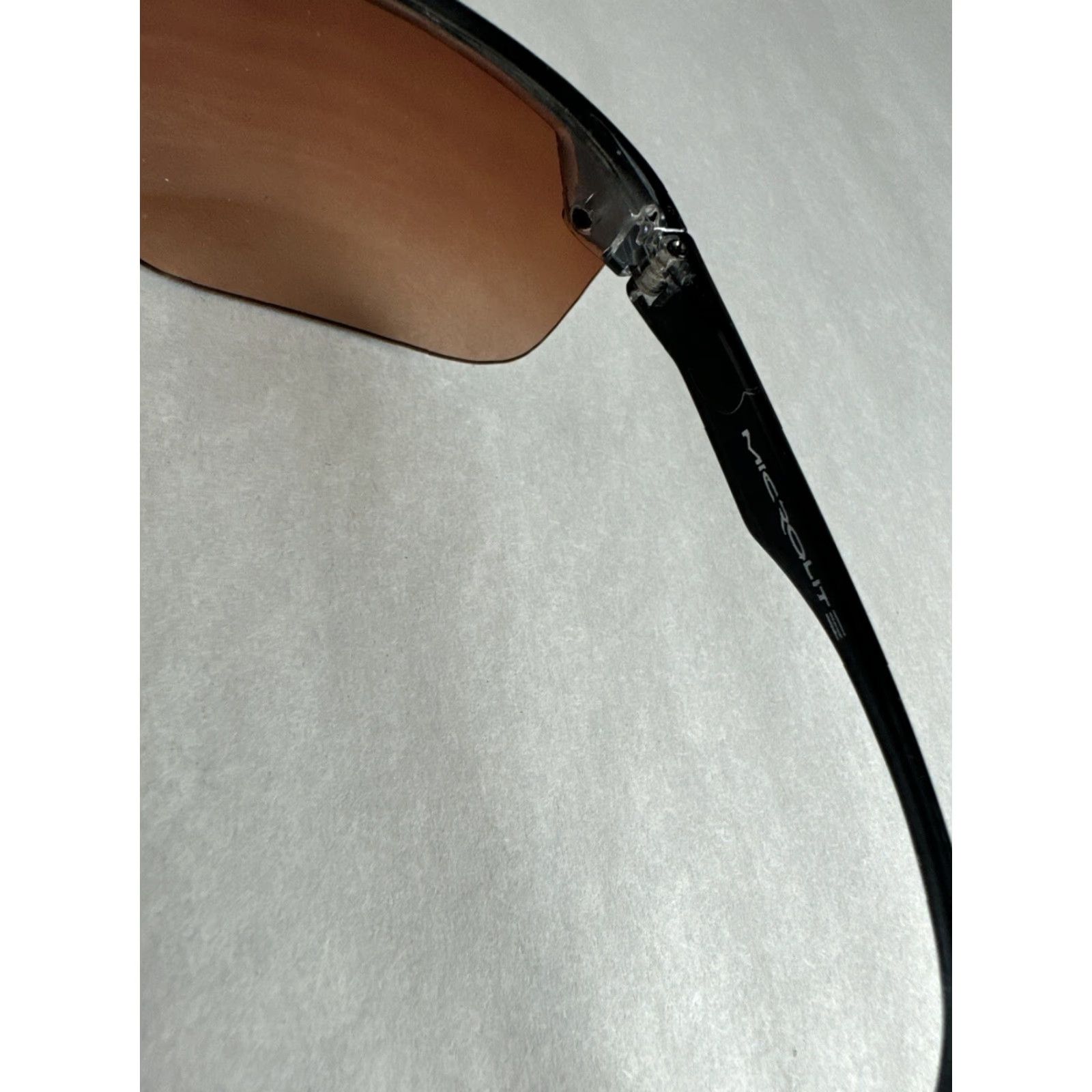 Vintage Microlite Sunglasses Polycarbonate Lens Men’s Adult Unisex Brown Frame Unisex Adults Lens Material Polycarbonate — pre owned Size ONE SIZE - 6 Thumbnail