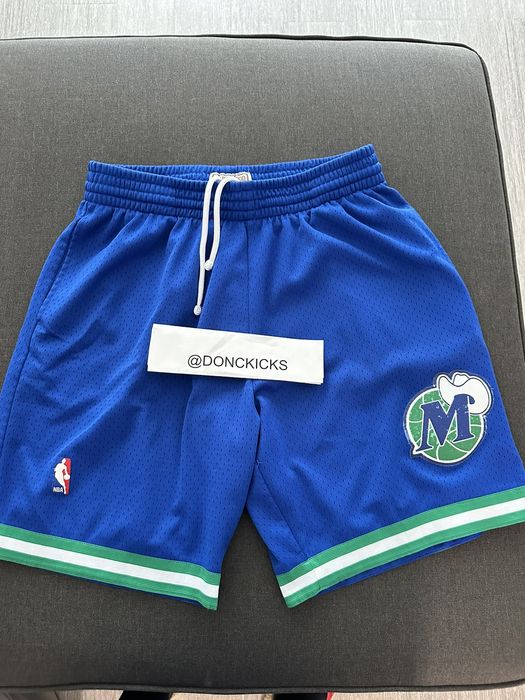 Mitchell and ness swingman best sale shorts sizing